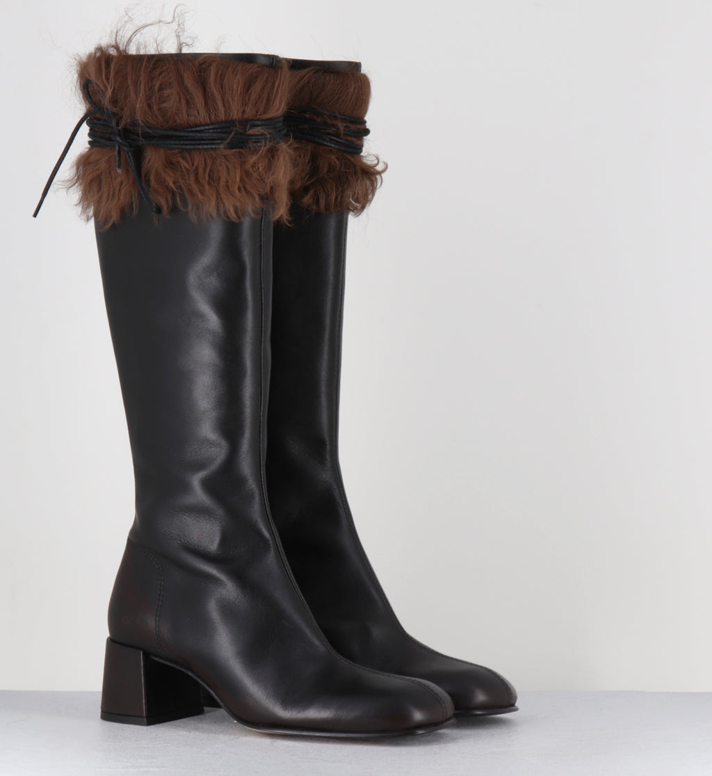 SAURA FUR TALL
