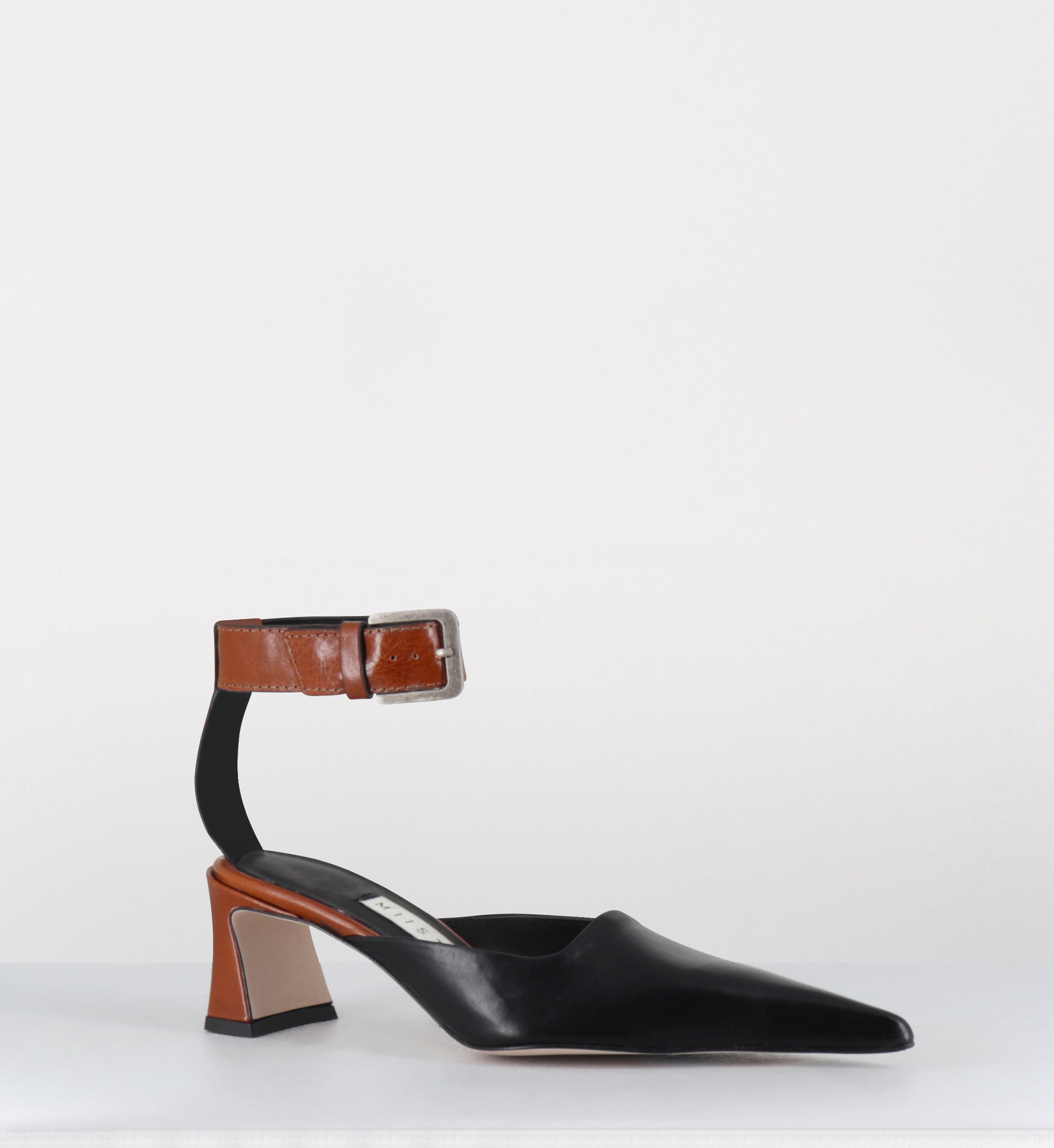 Escarpins pointu cuir noir et marron - QORI TAN ANKLE
