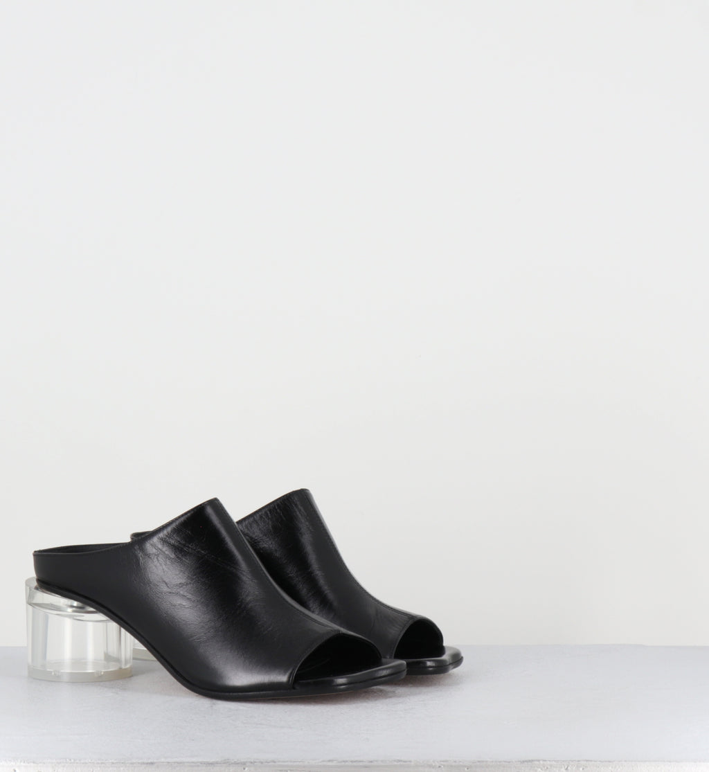 Mules en cuir noir talon plexi - S59WP0215 T8013