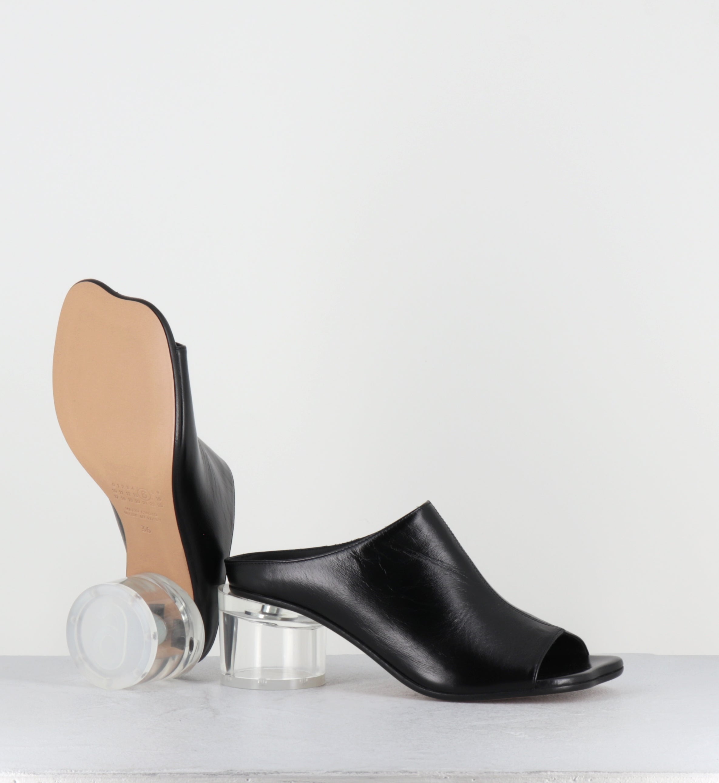Mules en cuir noir talon plexi - S59WP0215 T8013