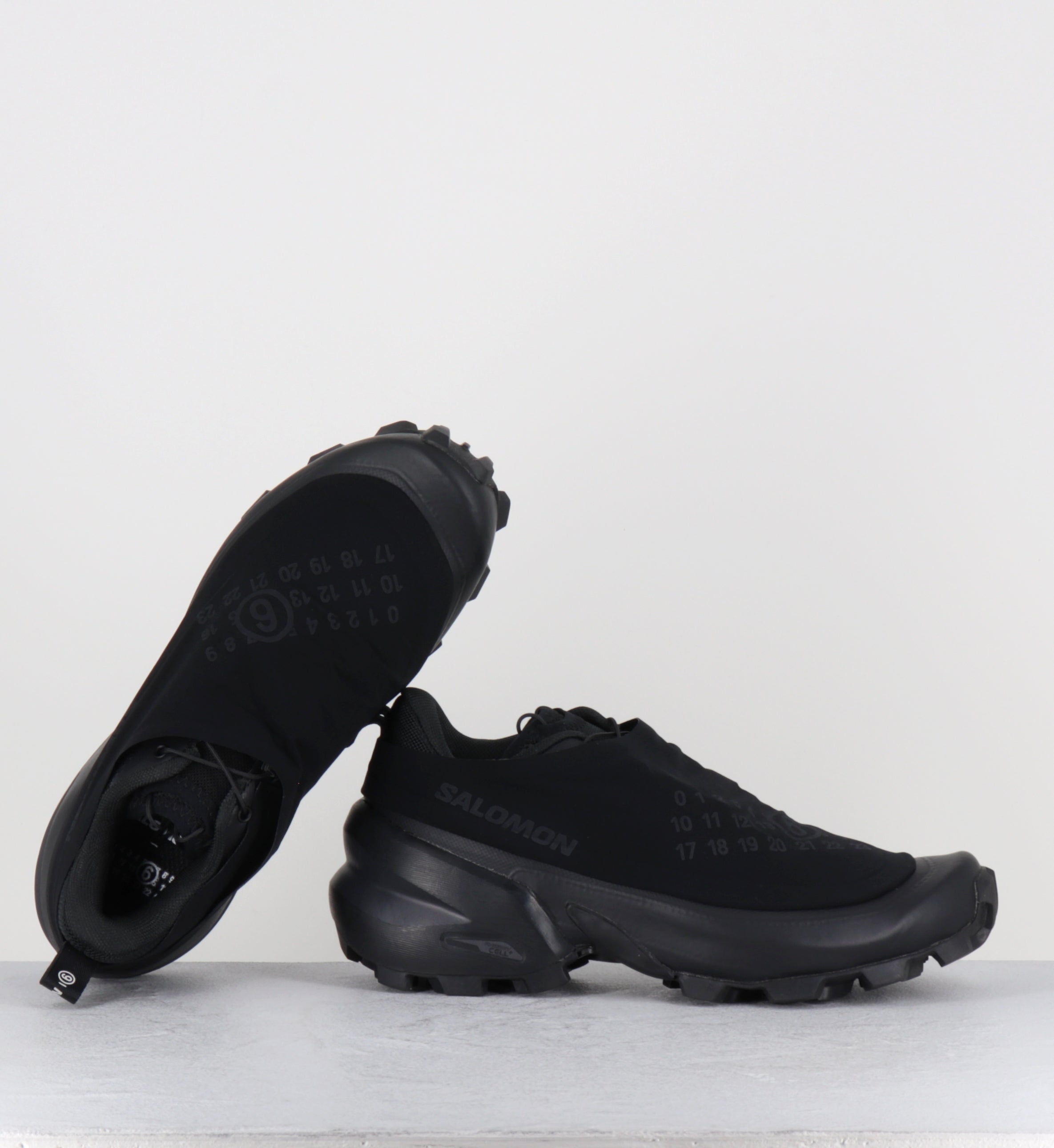 Sneakers MM6 Salomon Crossdust Noir - S59WS0249 HB422 CROSS DUST BLACK BLACK