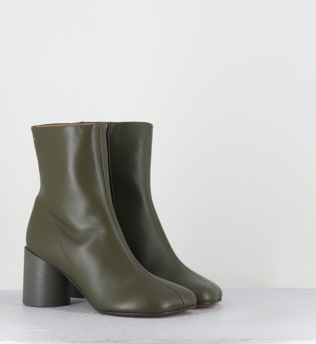 Boots anatomiques en cuir vert - S59WU0235H26 T7010