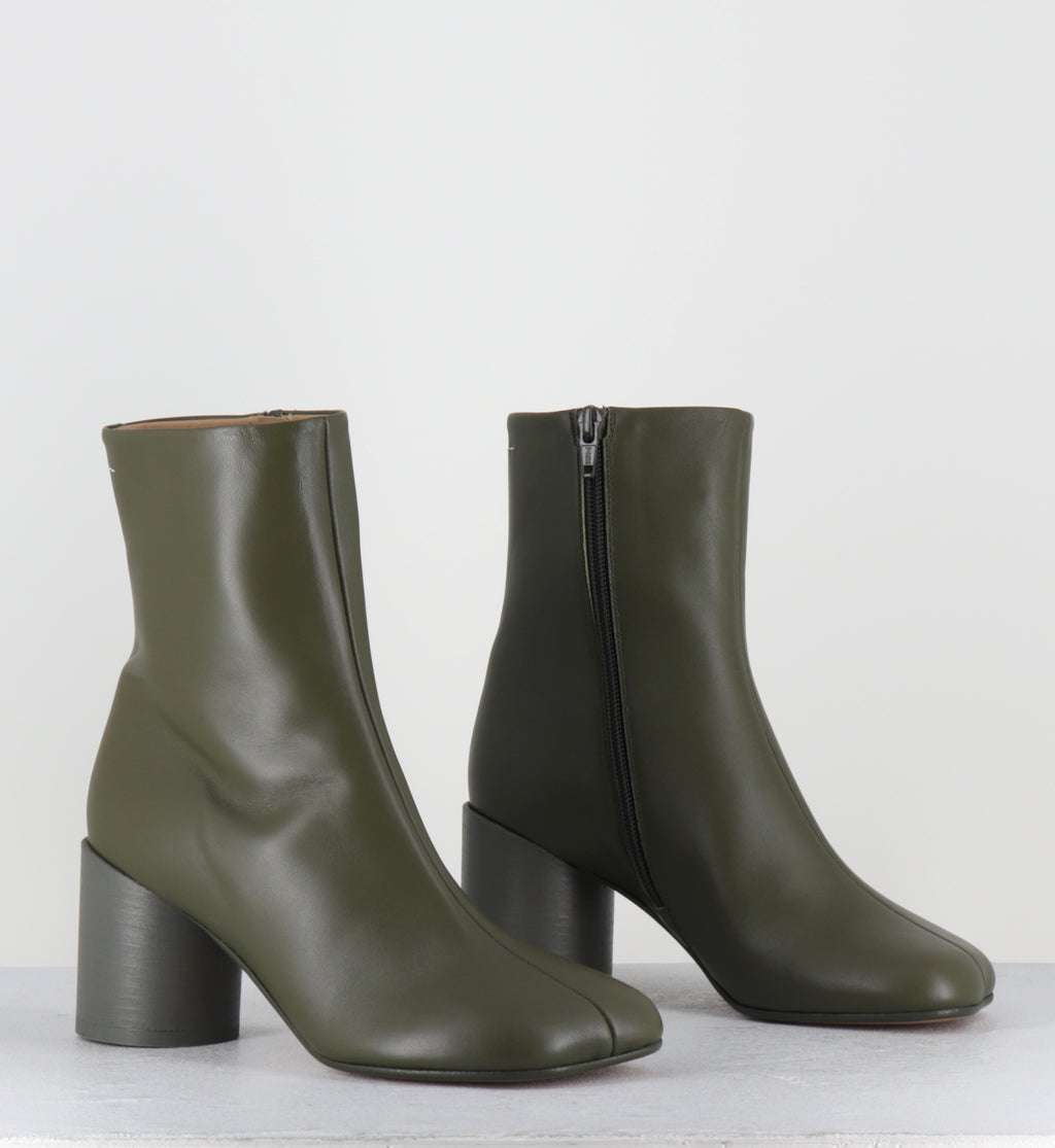 Boots anatomiques en cuir vert - S59WU0235H26 T7010