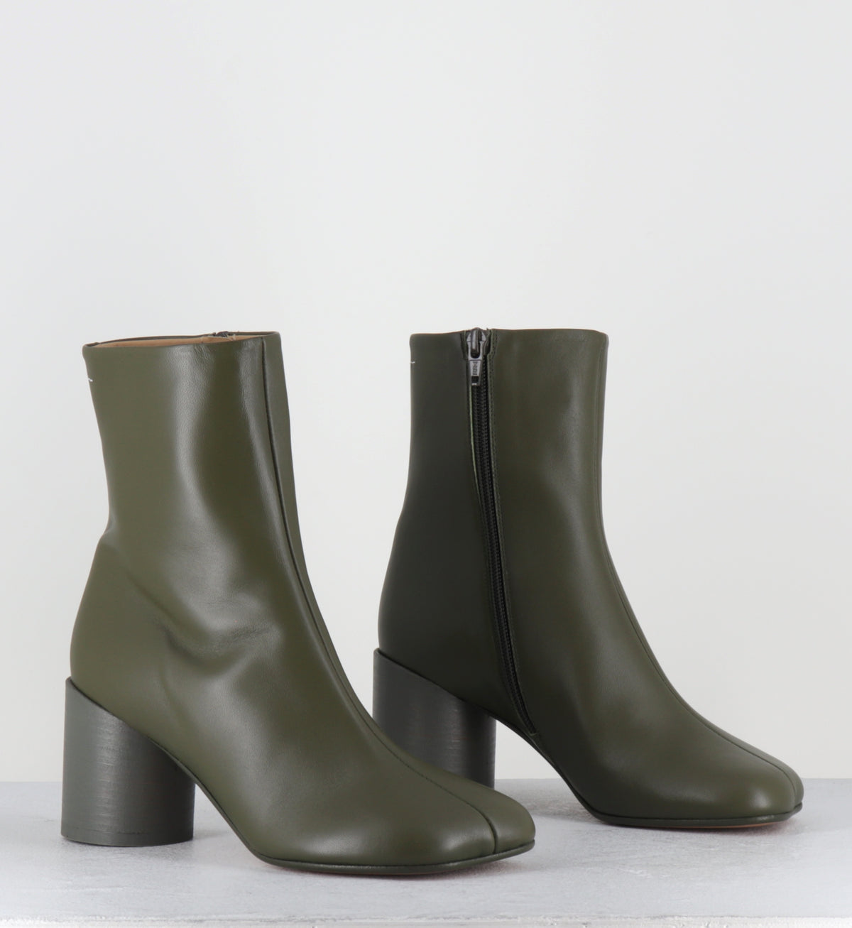 Boots anatomiques en cuir vert - S59WU0235H26 T7010