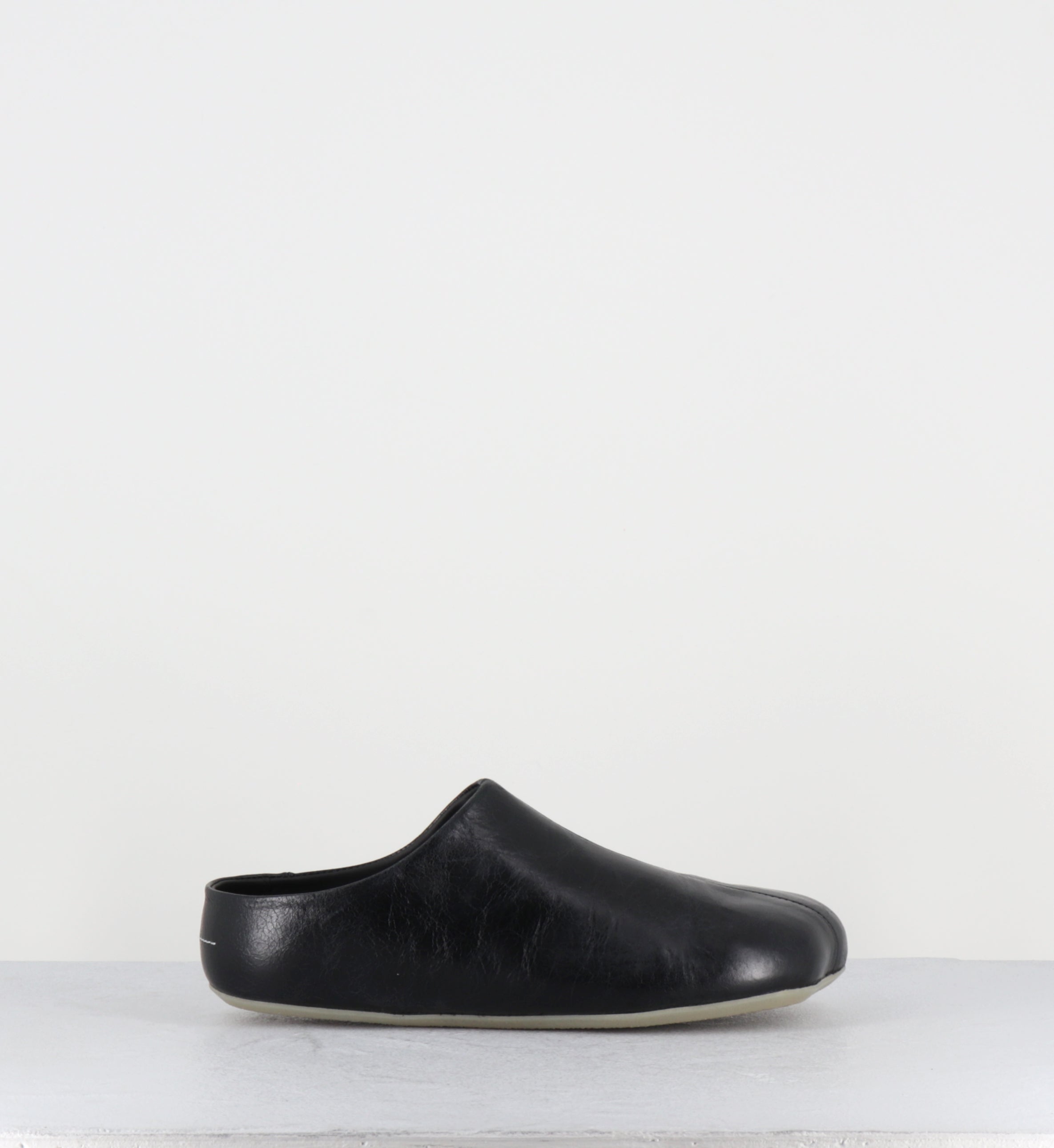 Mules anatomiques en cuir noir - S59WX0083 T8013