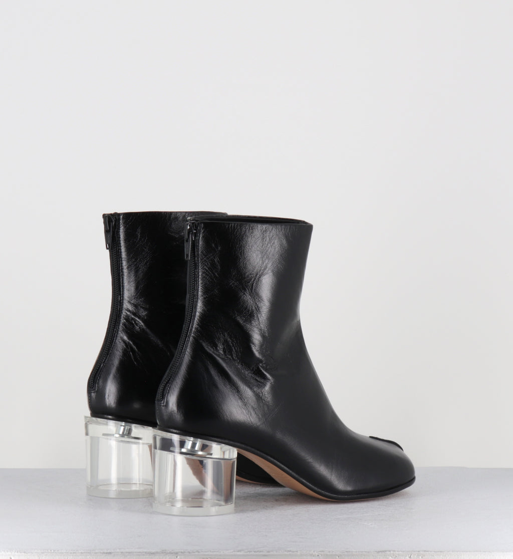 Boots en cuir noir talon plexi - S59WU0265 T8013