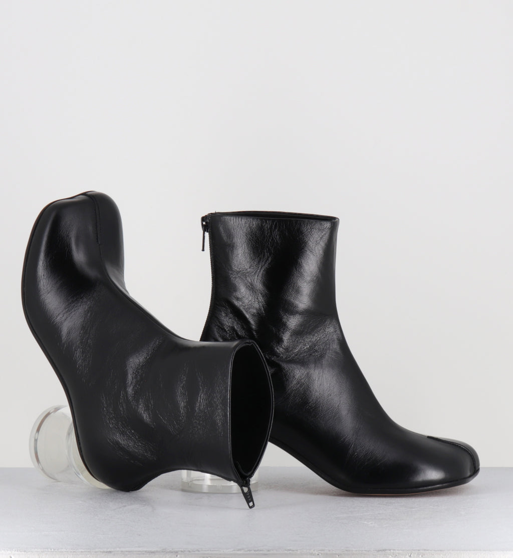 Boots en cuir noir talon plexi - S59WU0265 T8013