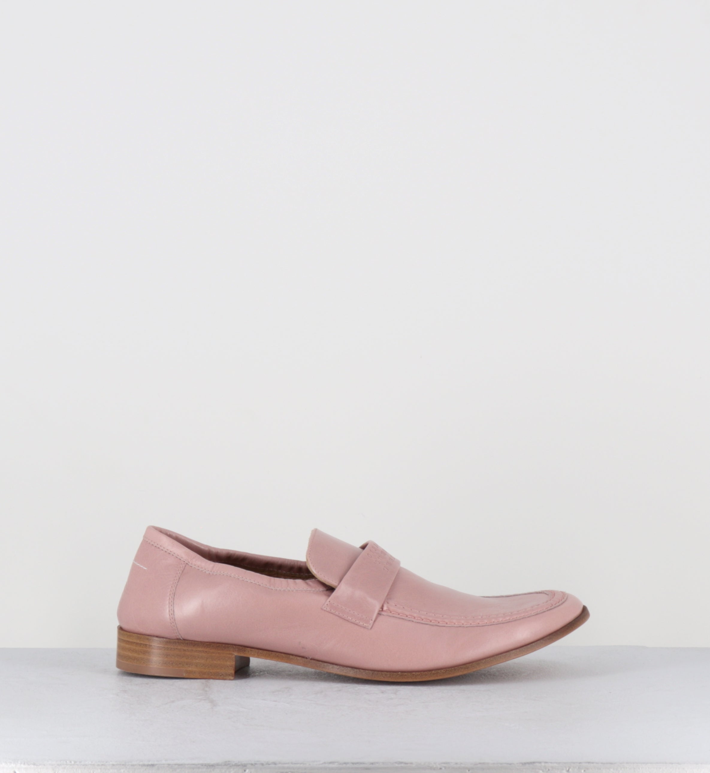 Mocassins en cuir rose - S66WR0034 T4262