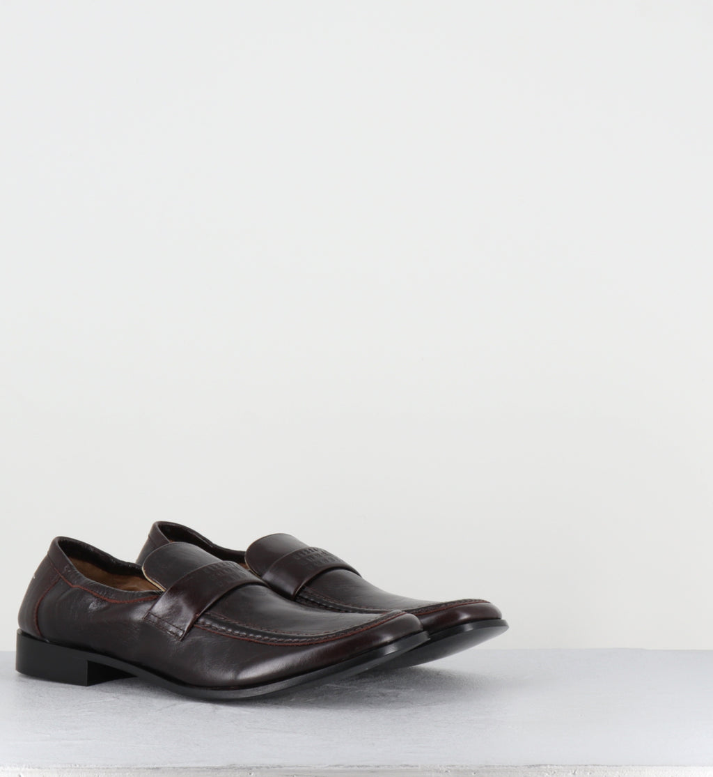 Mocassins plates en cuir marron - S66WR0034 T8243