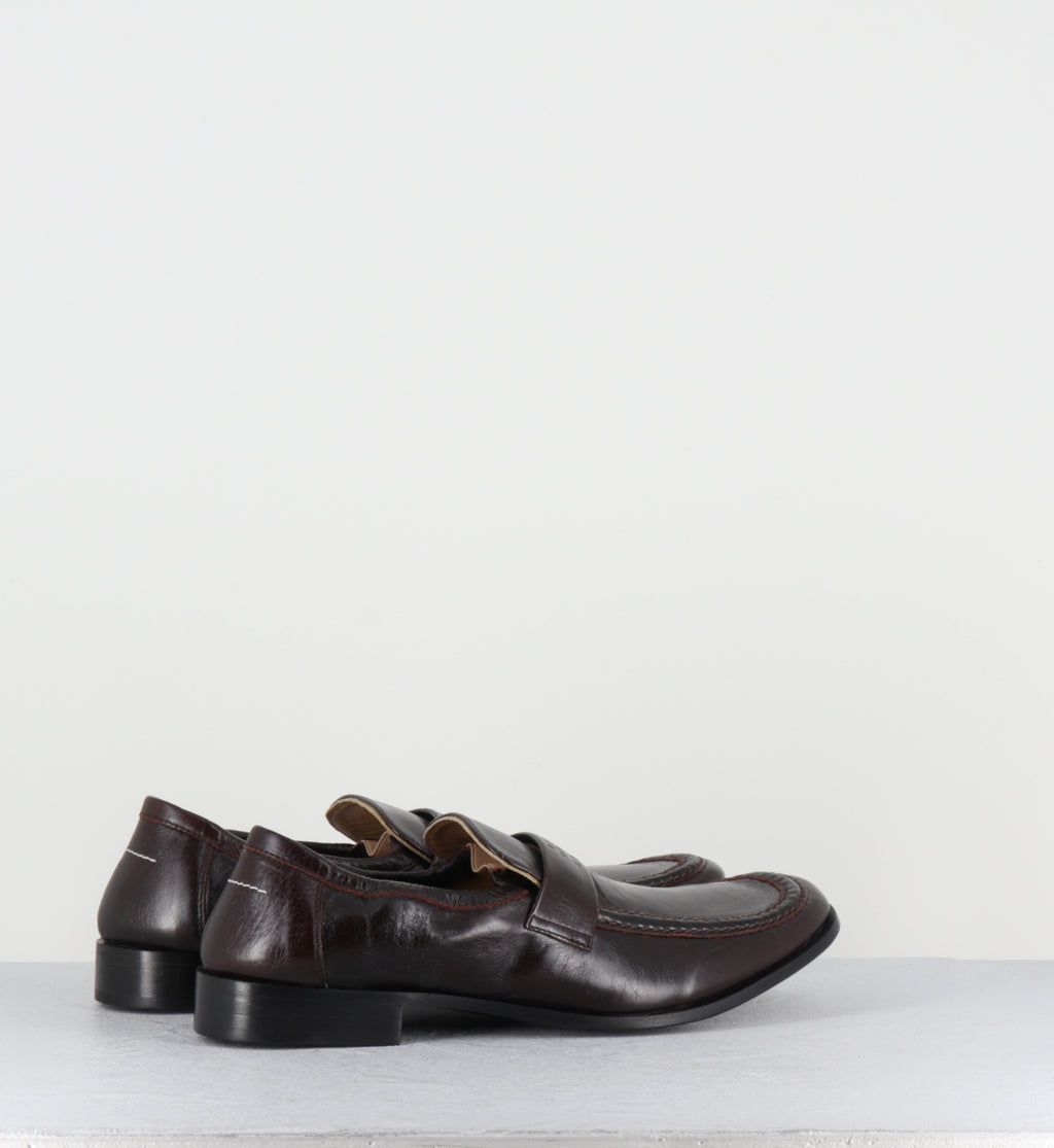 Mocassins plates en cuir marron - S66WR0034 T8243