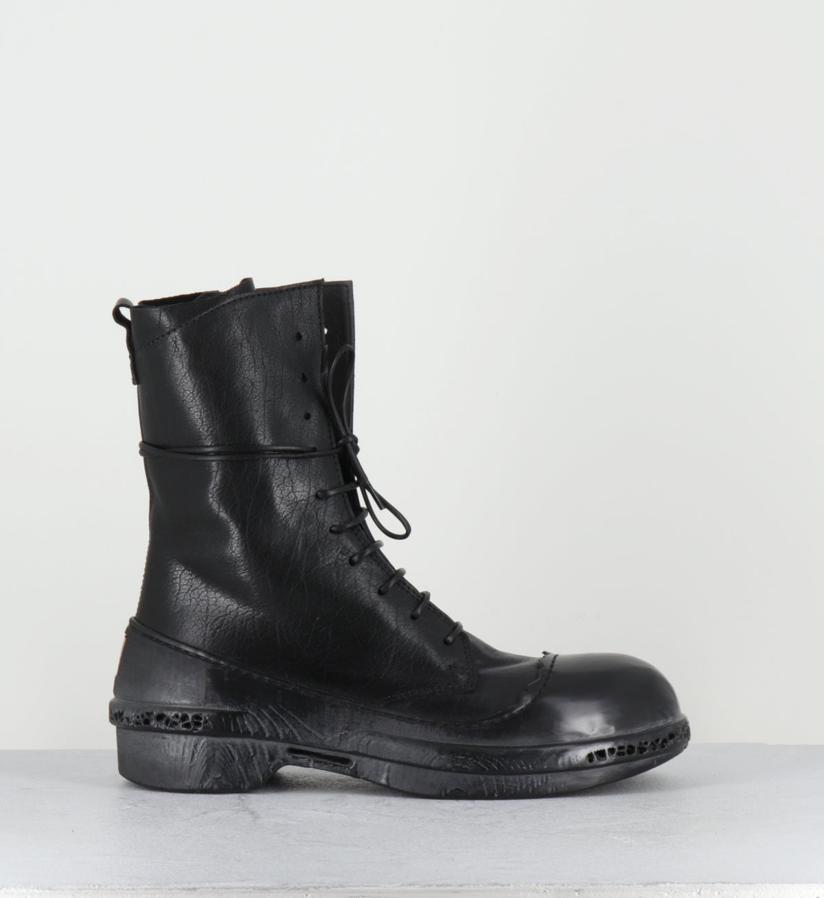 Bottines ) lacets en cuir noir semelle gomme - 83601B KURNI NERO