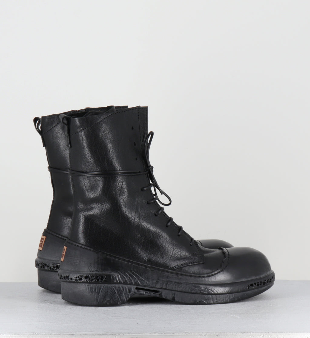 Bottines ) lacets en cuir noir semelle gomme - 83601B KURNI NERO