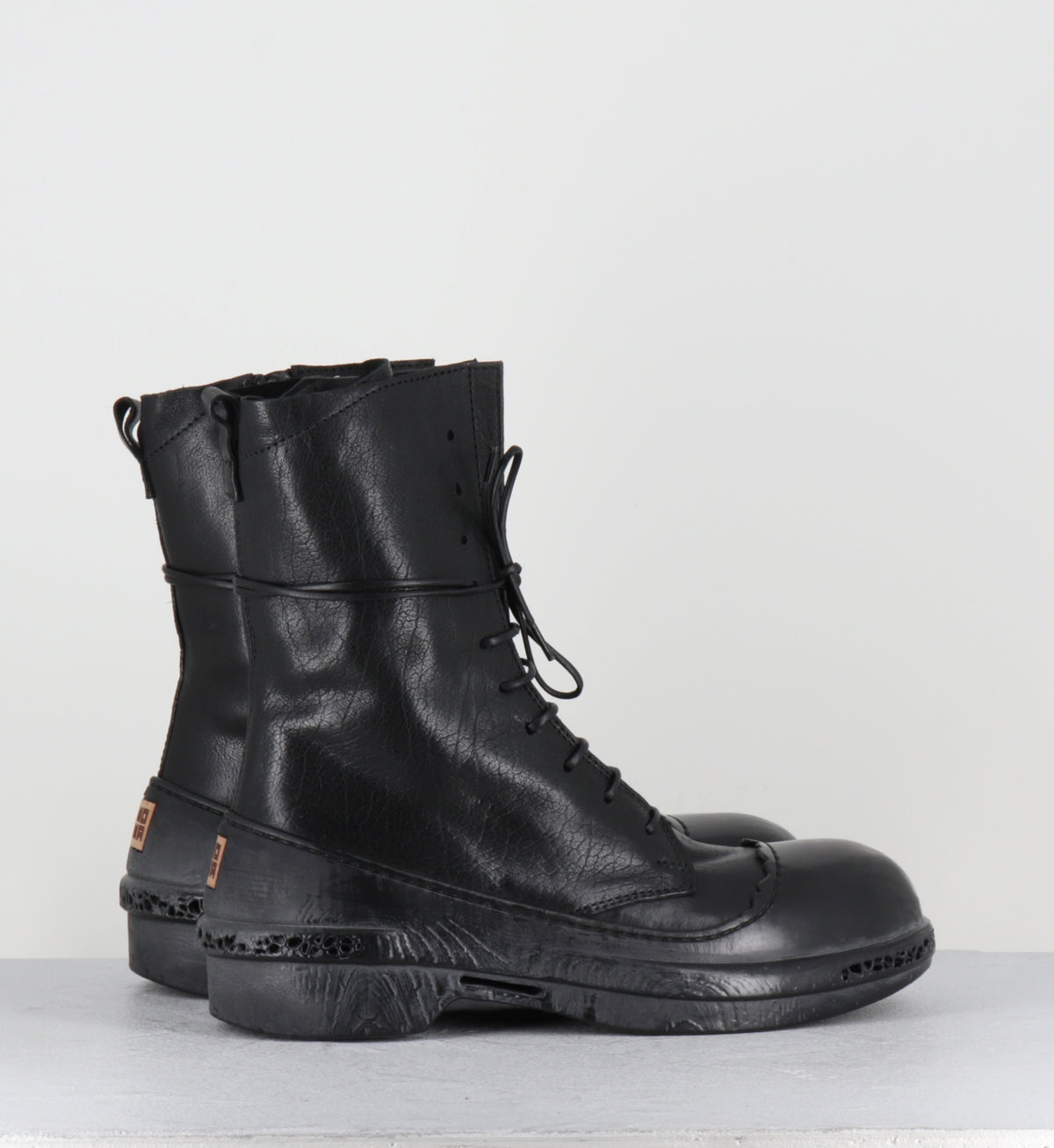 Bottines ) lacets en cuir noir semelle gomme - 83601B KURNI NERO