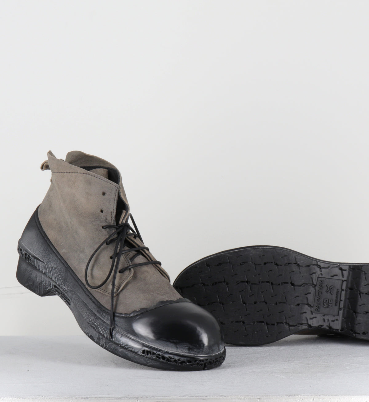 Botines courtes à lacets daim taupe - 83601B GOTHAM GIRO