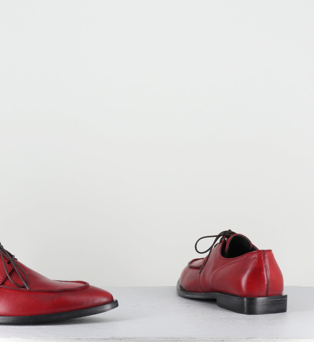 Derby à lacets en cuir rouge bout pointu - 85604A COLORADO ROSSO