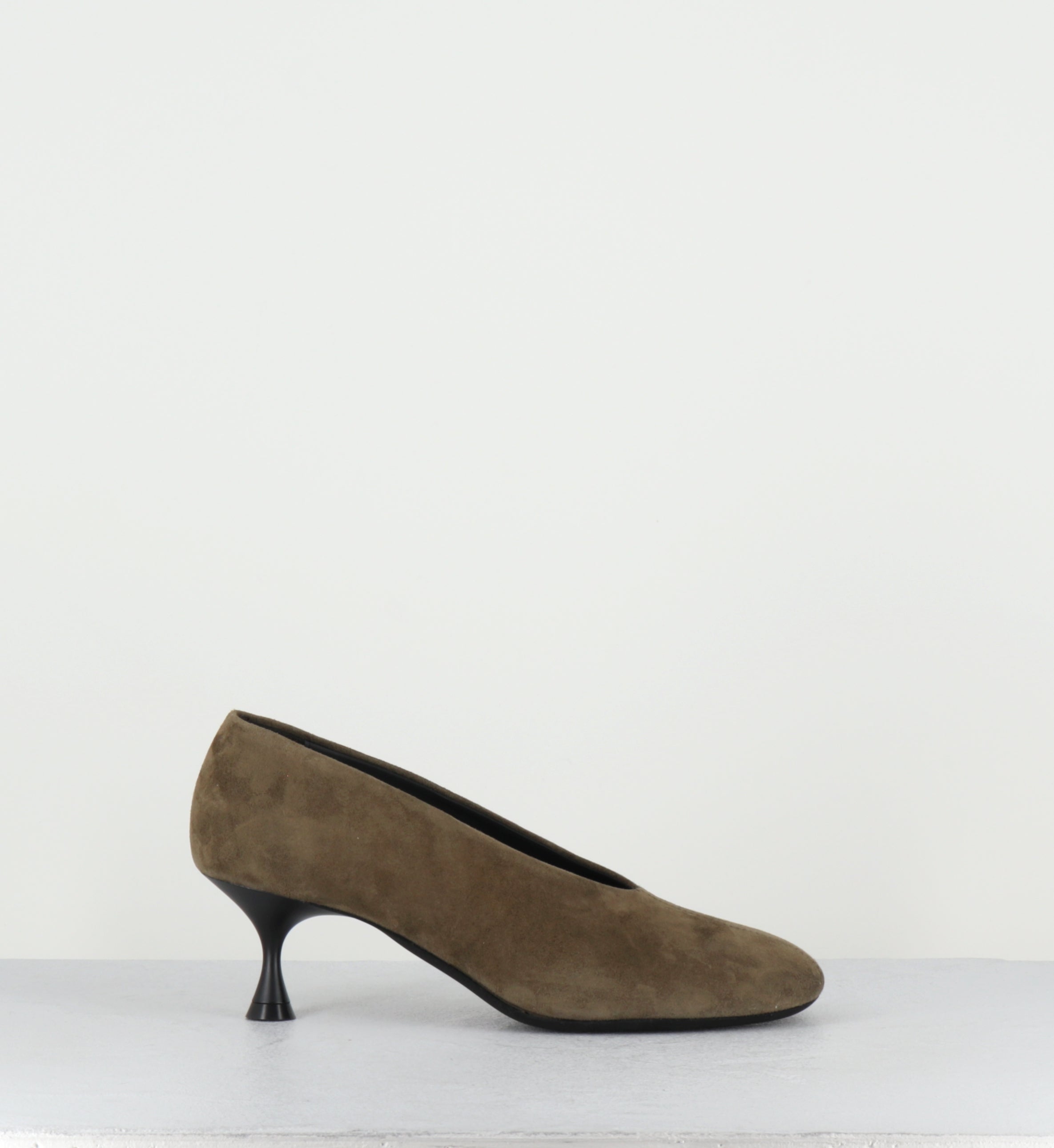 Escarpins à talon en daim kaki - BIL1 CAM AMALFI