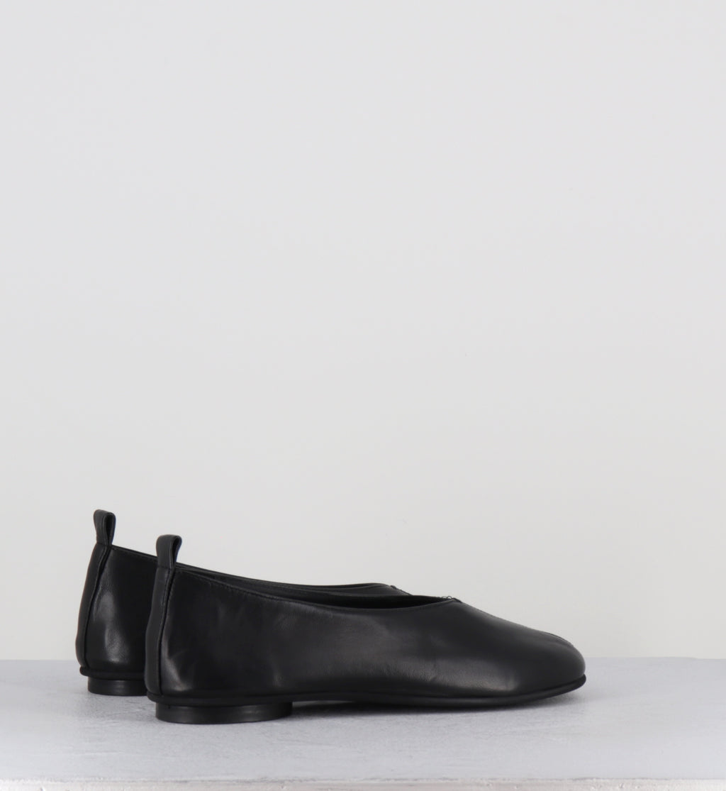 Ballerines en cuir noir minimalistes - CJS43M PORTO NERO