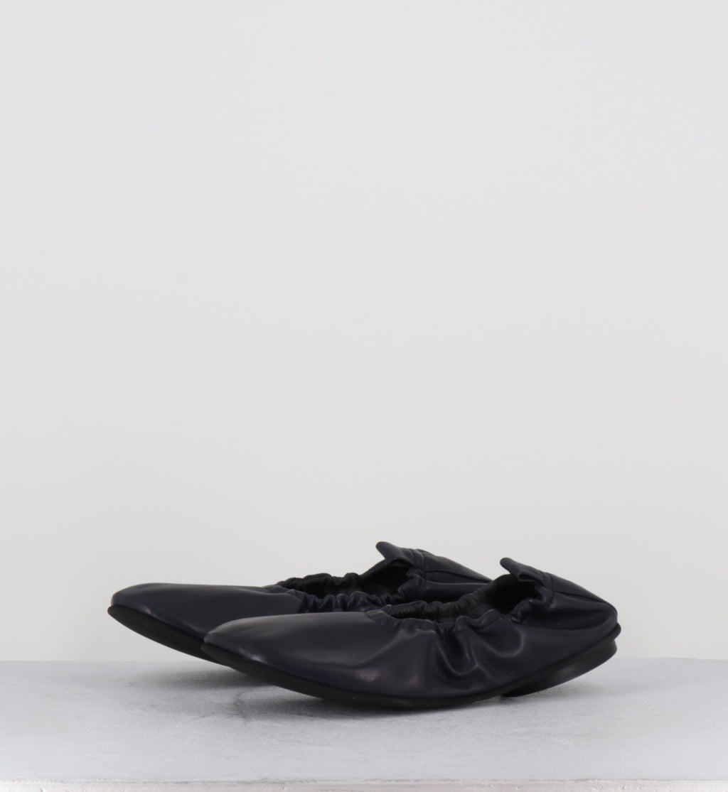 Ballerines à élastique en cuir bleu marine - CJS50 PORTO BLU
