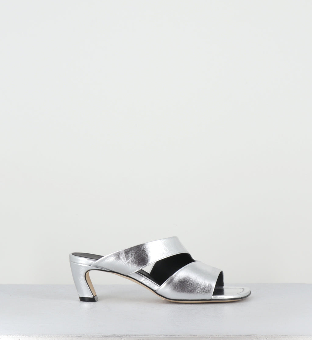 Mules en cuir argent bout carré - DDE26 NALA ARGENTO