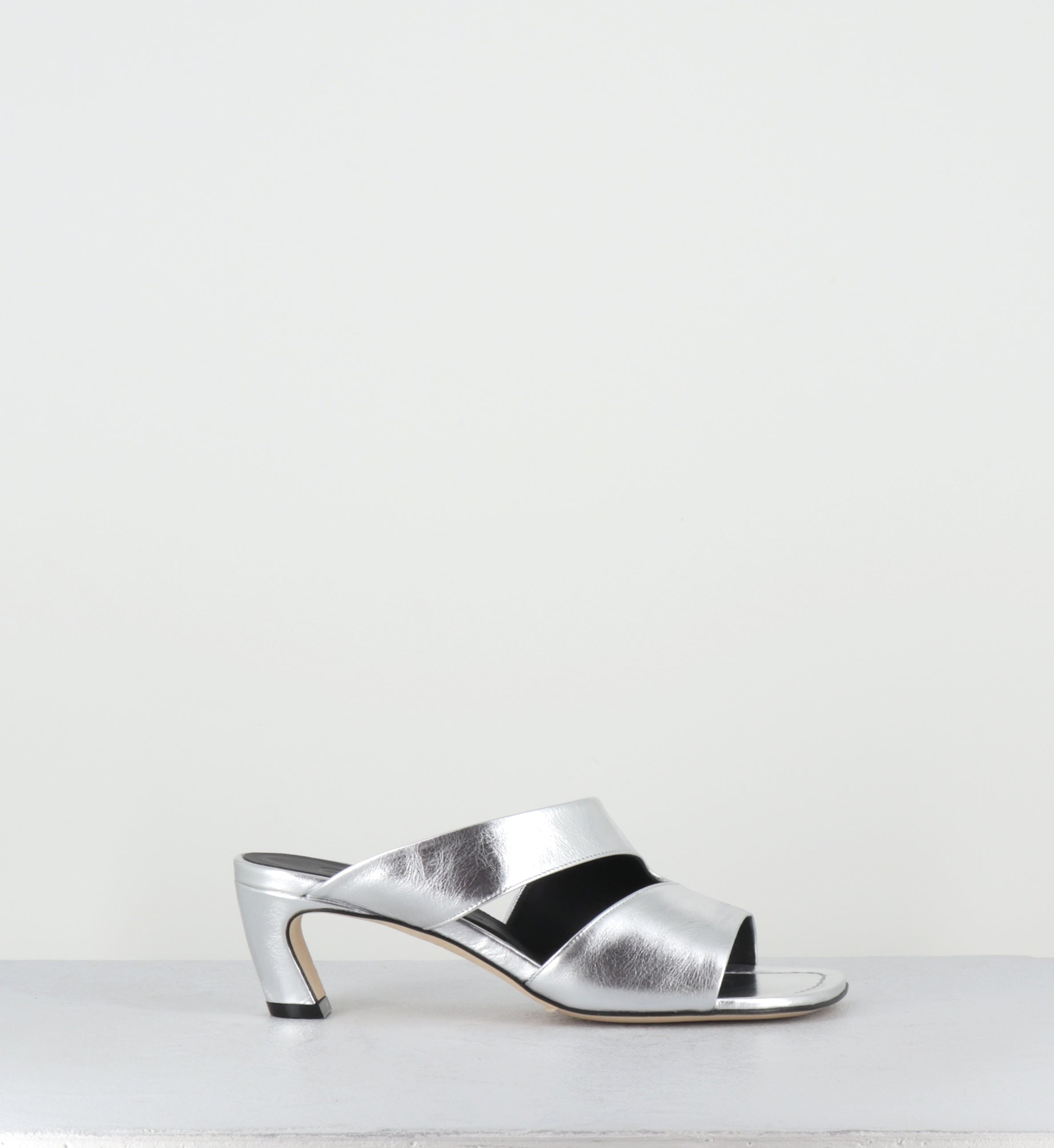 Mules en cuir argent bout carré - DDE26 NALA ARGENTO