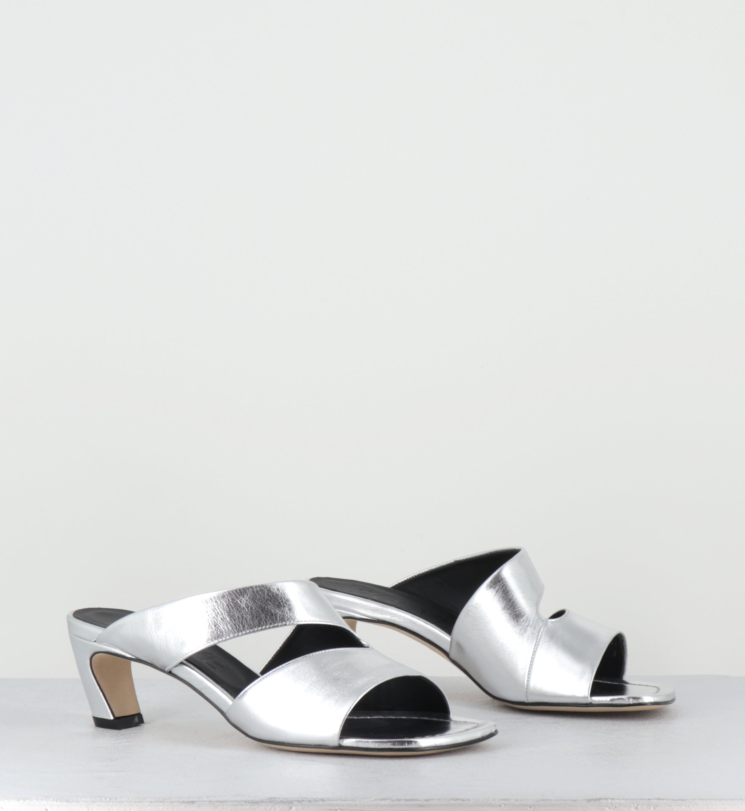 Mules en cuir argent bout carré - DDE26 NALA ARGENTO