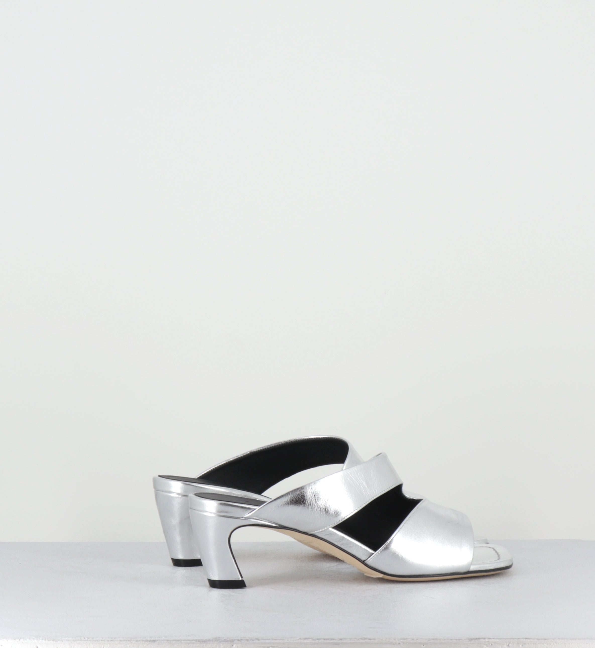 Mules en cuir argent bout carré - DDE26 NALA ARGENTO