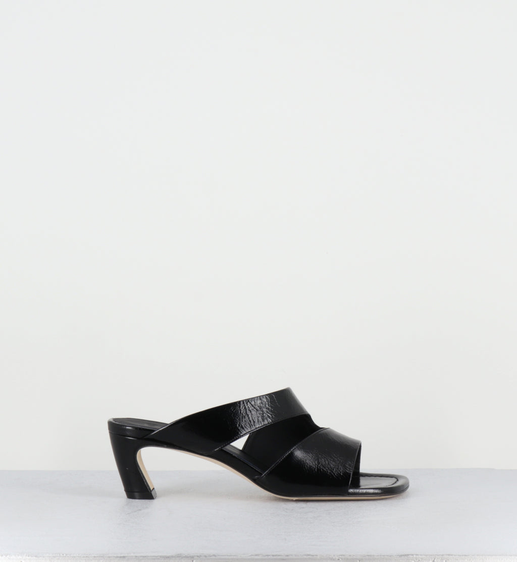 Mules en cuir vernis noir bout carré - DDE26 VENICE NERO