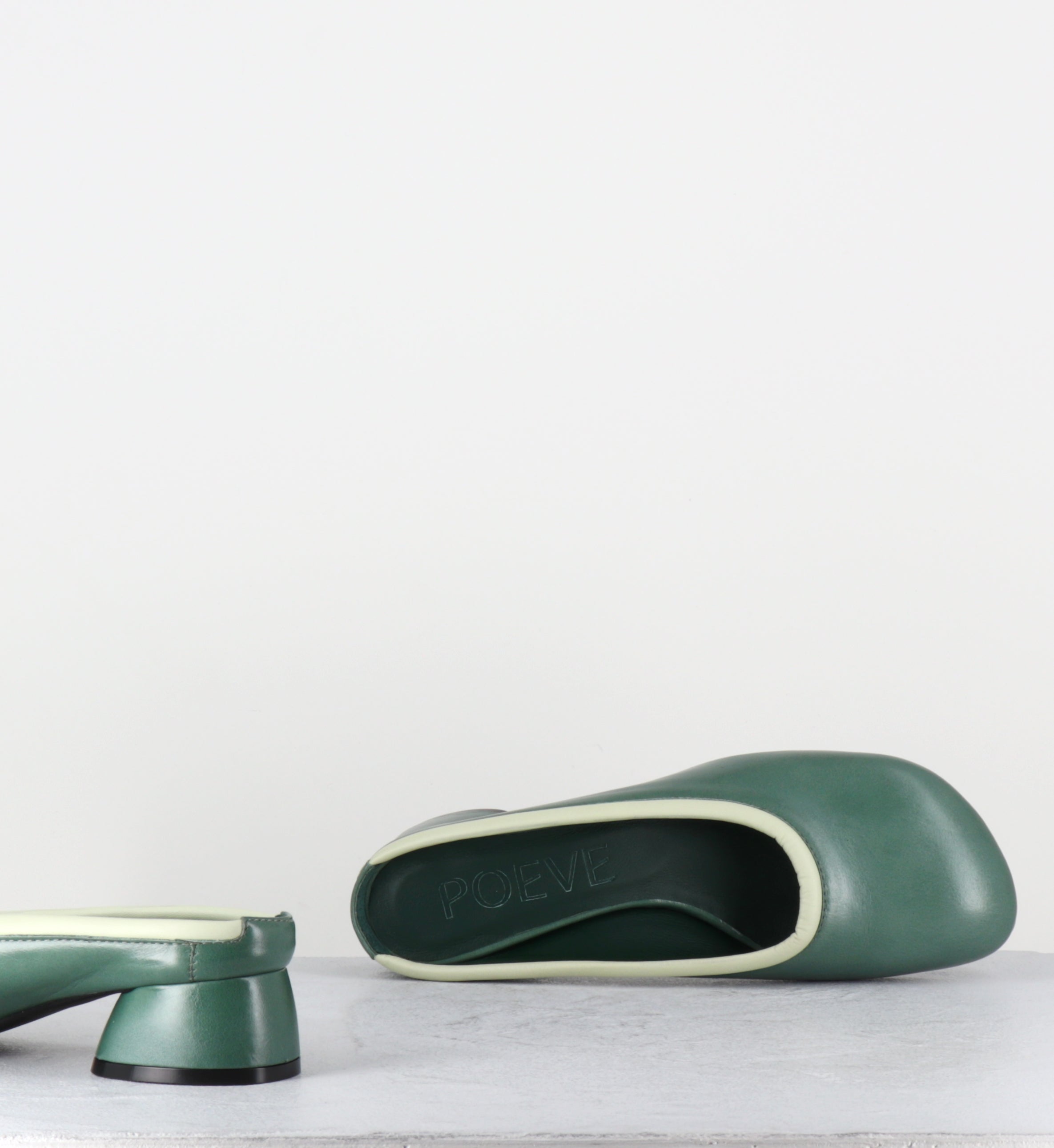 Mules en cuir vert amande petit talon - LH14 PATHOS GINEPRO