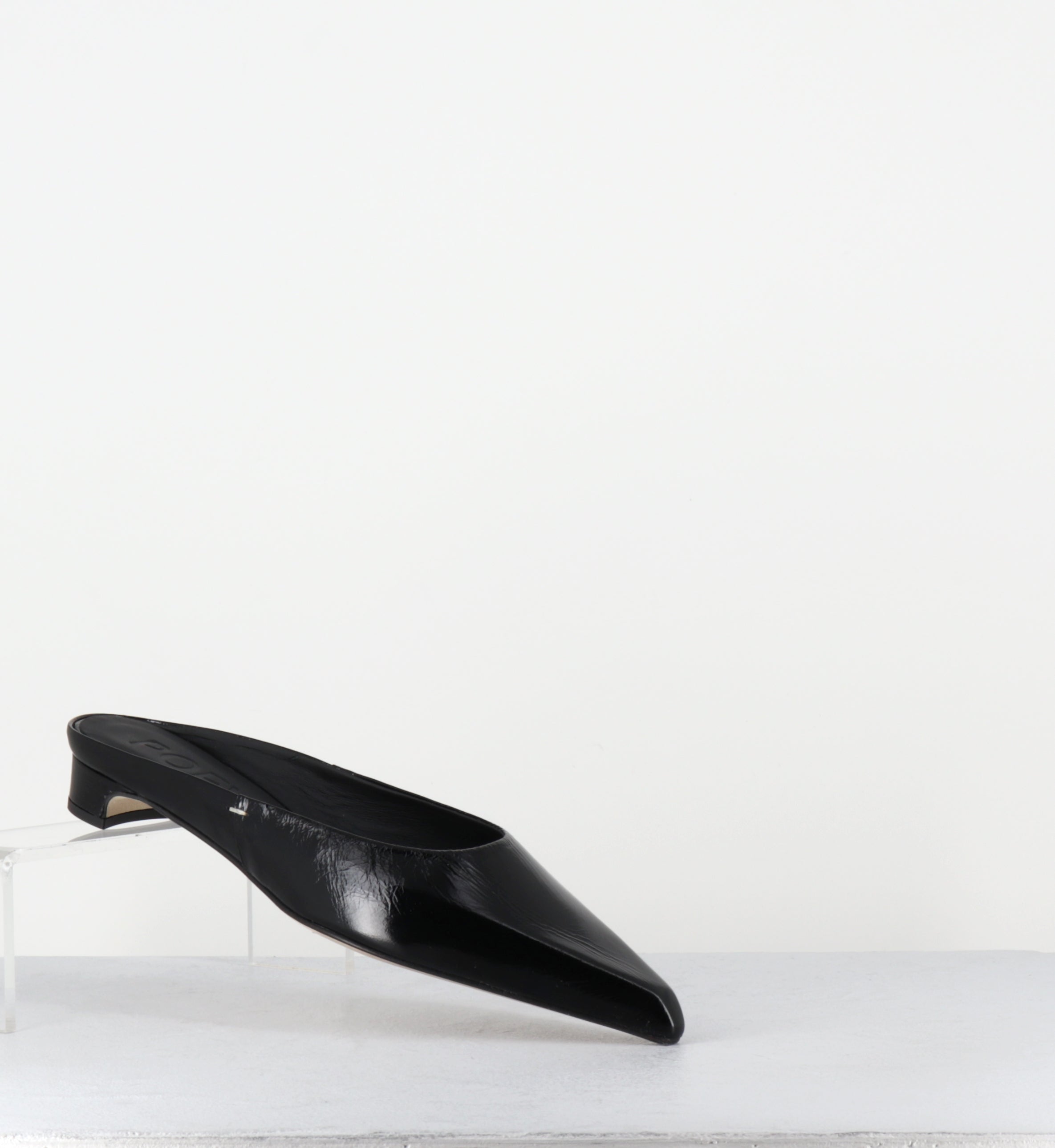 Mules bout pointu en cuir vernis noir petit talon - OF52 VENICE NERO