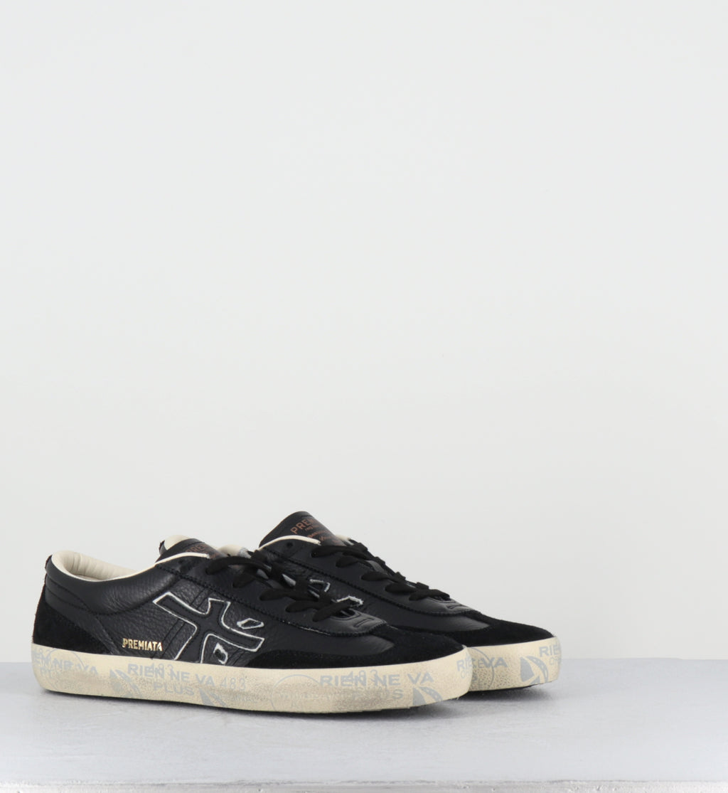 Sneakers en cuir noir - DAVIDD 8285
