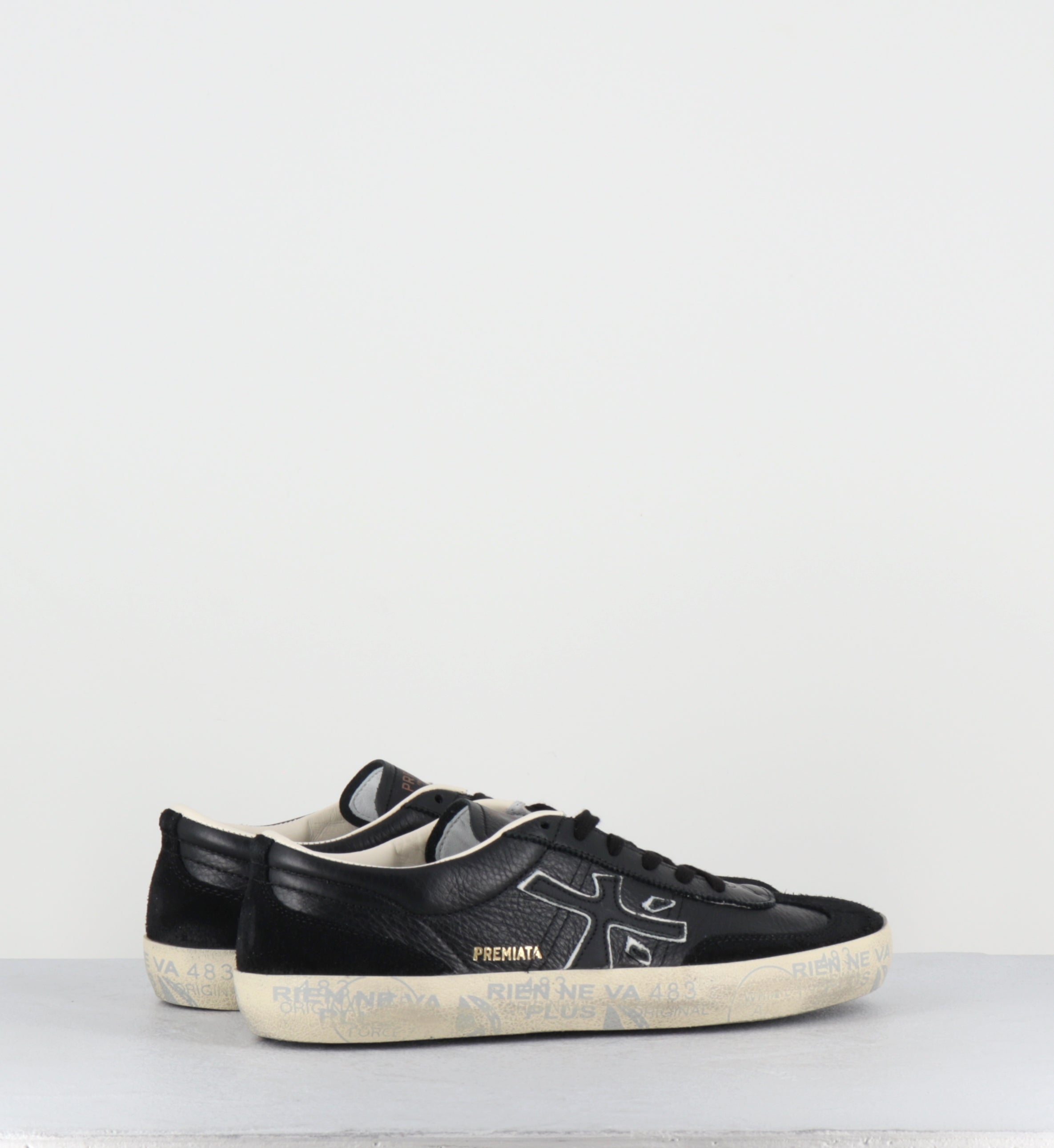 Sneakers en cuir noir - DAVIDD 8285