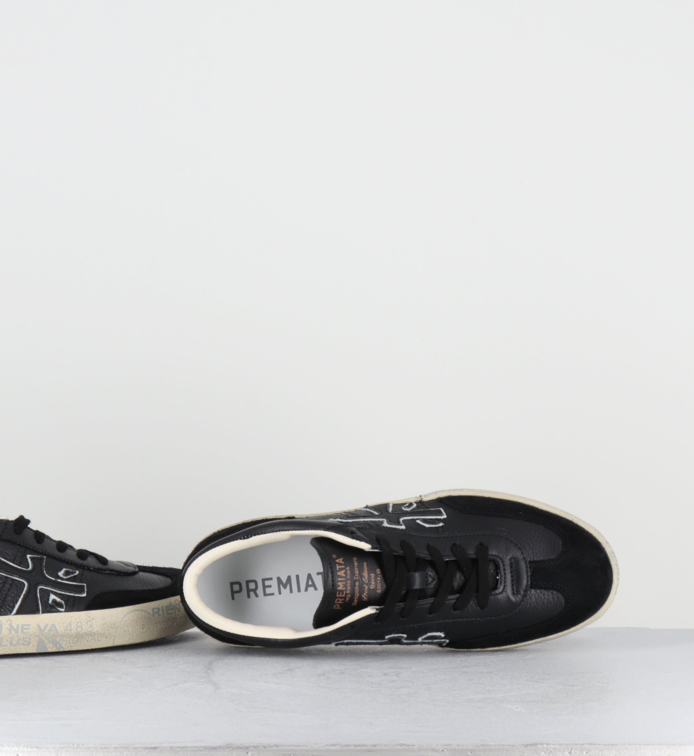 Sneakers en cuir noir - DAVIDD 8285