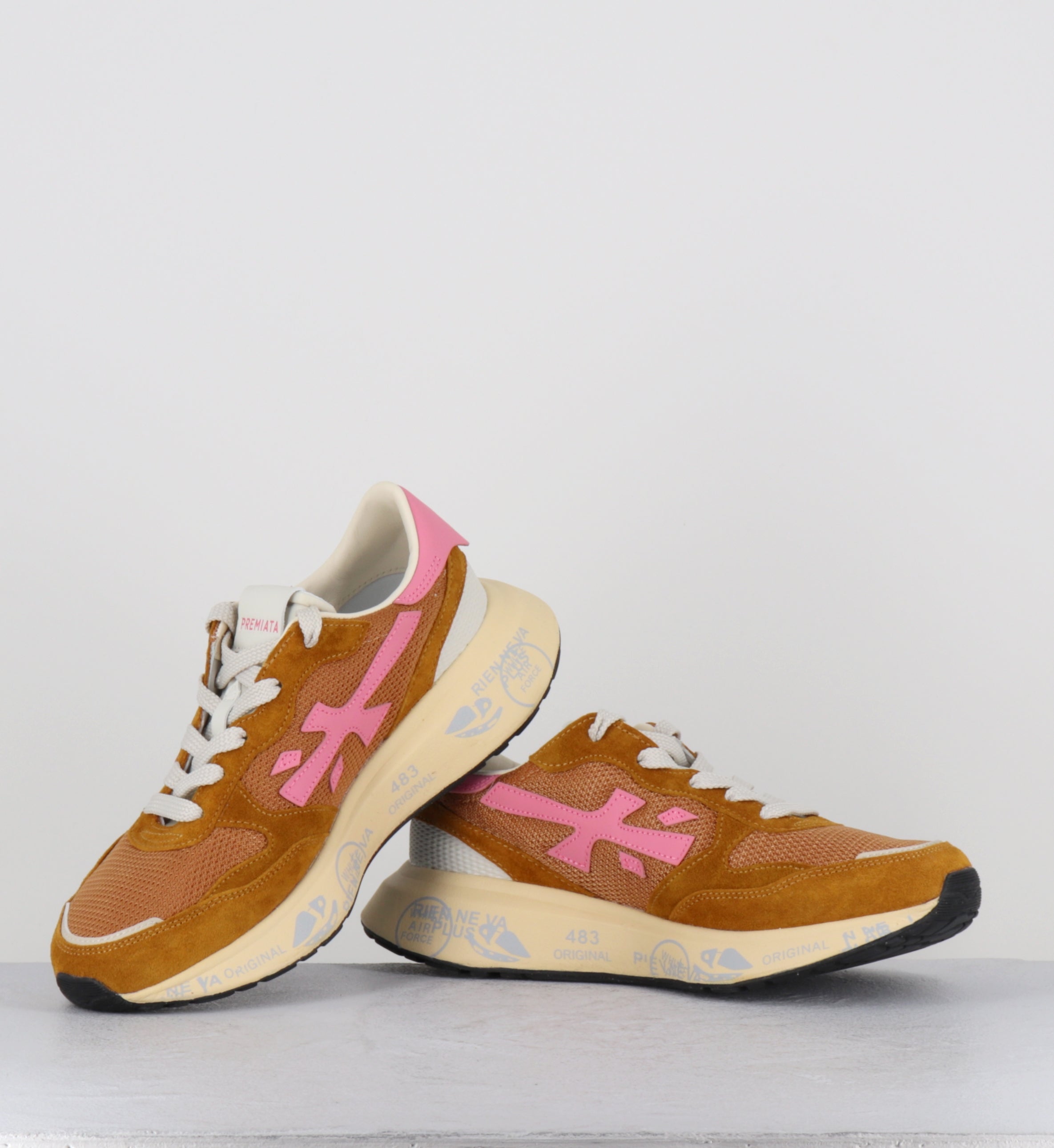 Sneakers daim camel et rose - LAURYN 8180