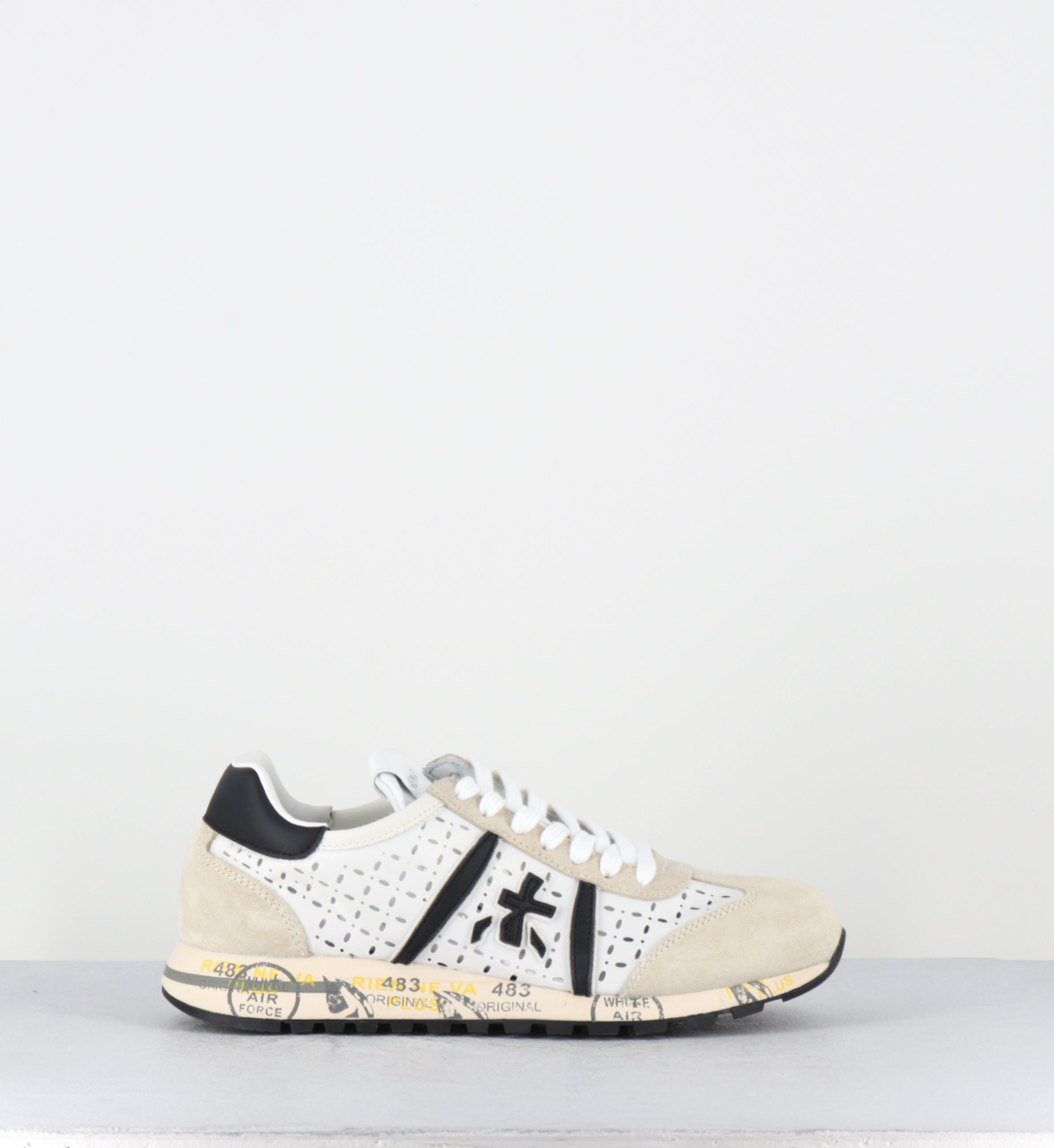 Sneakers en cuir blanc ajouré - LUCYD PE26 7413