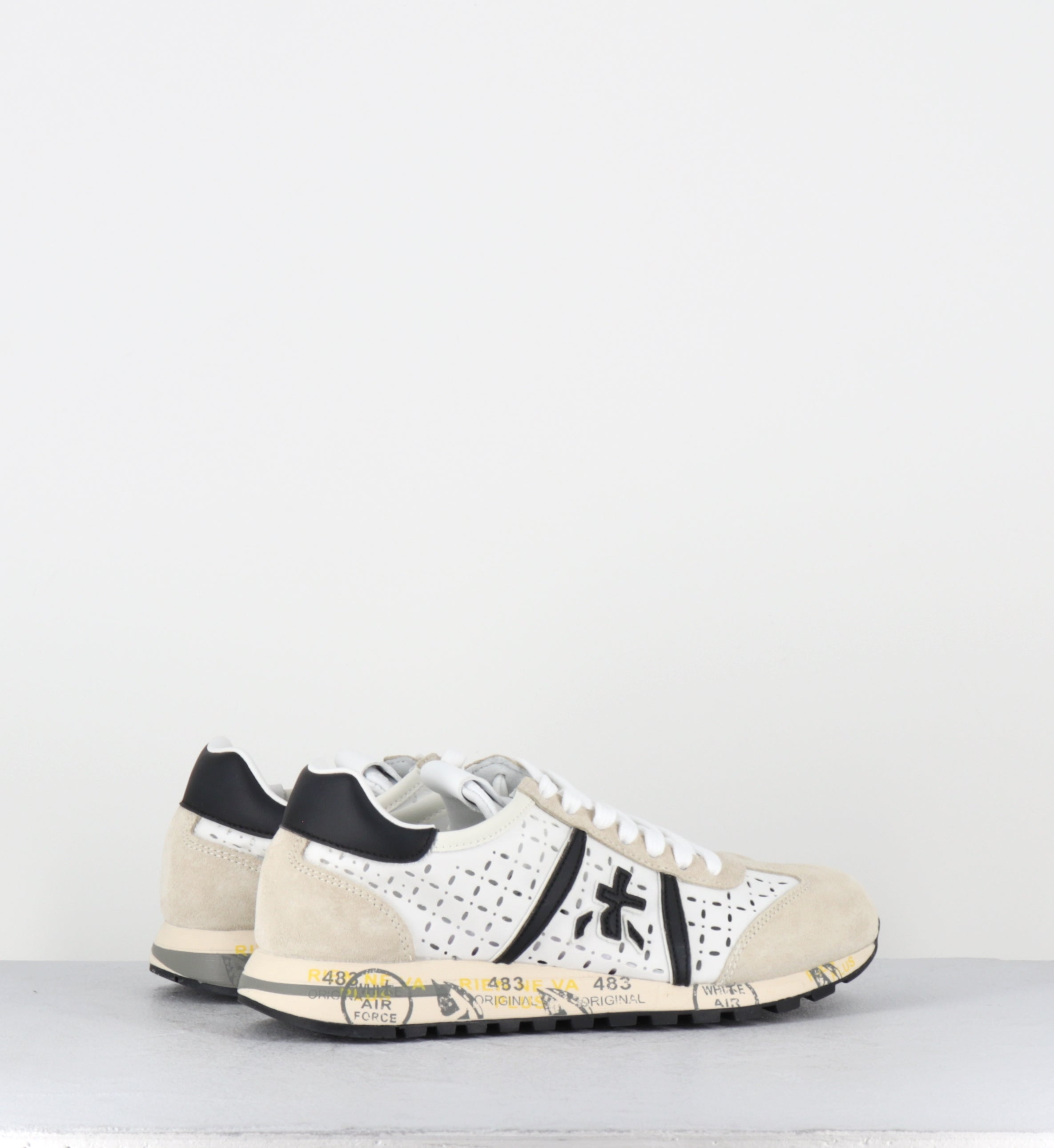 Sneakers en cuir blanc ajouré - LUCYD PE26 7413