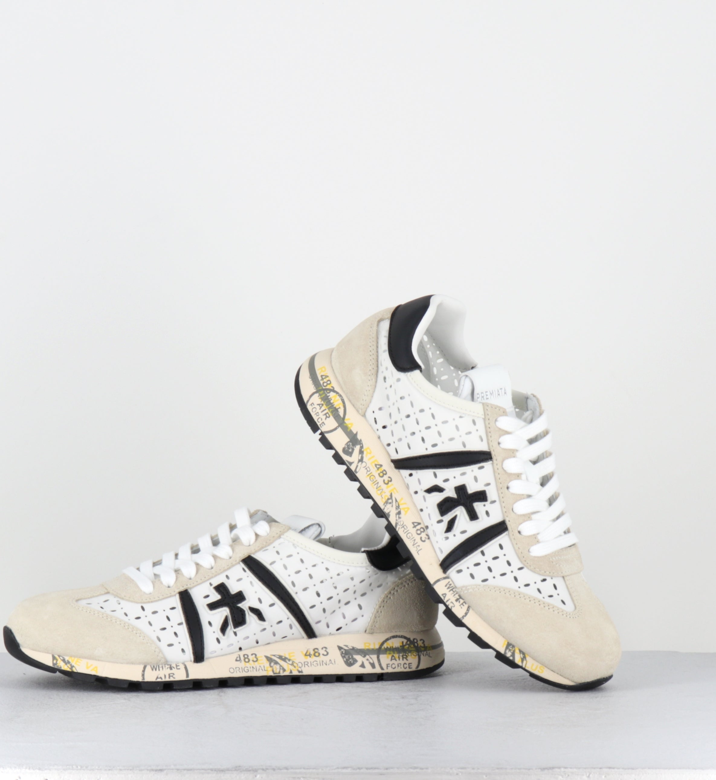 Sneakers en cuir blanc ajouré - LUCYD PE26 7413