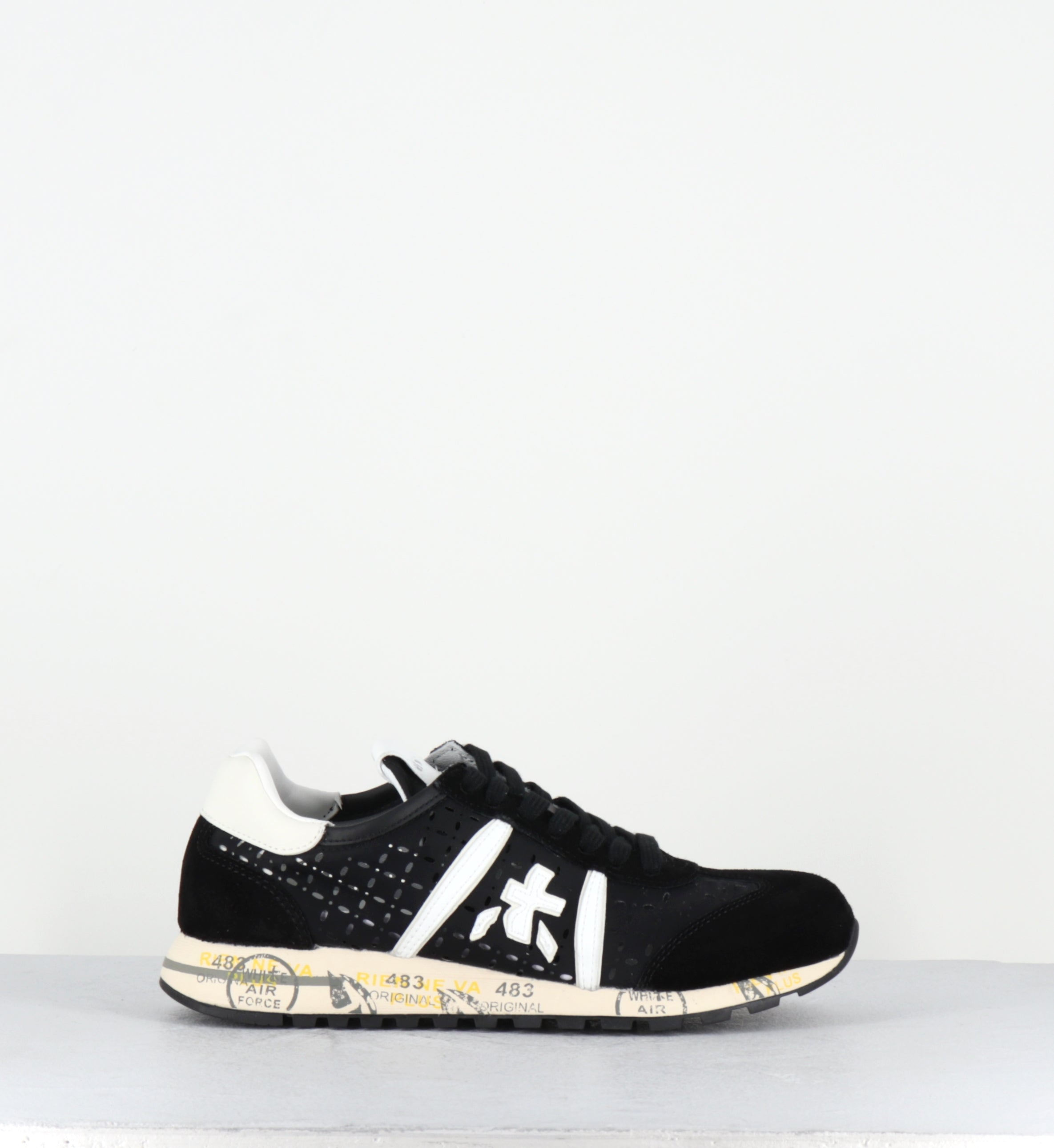 Sneakers toile noire ajourée - LUCYD26  7414