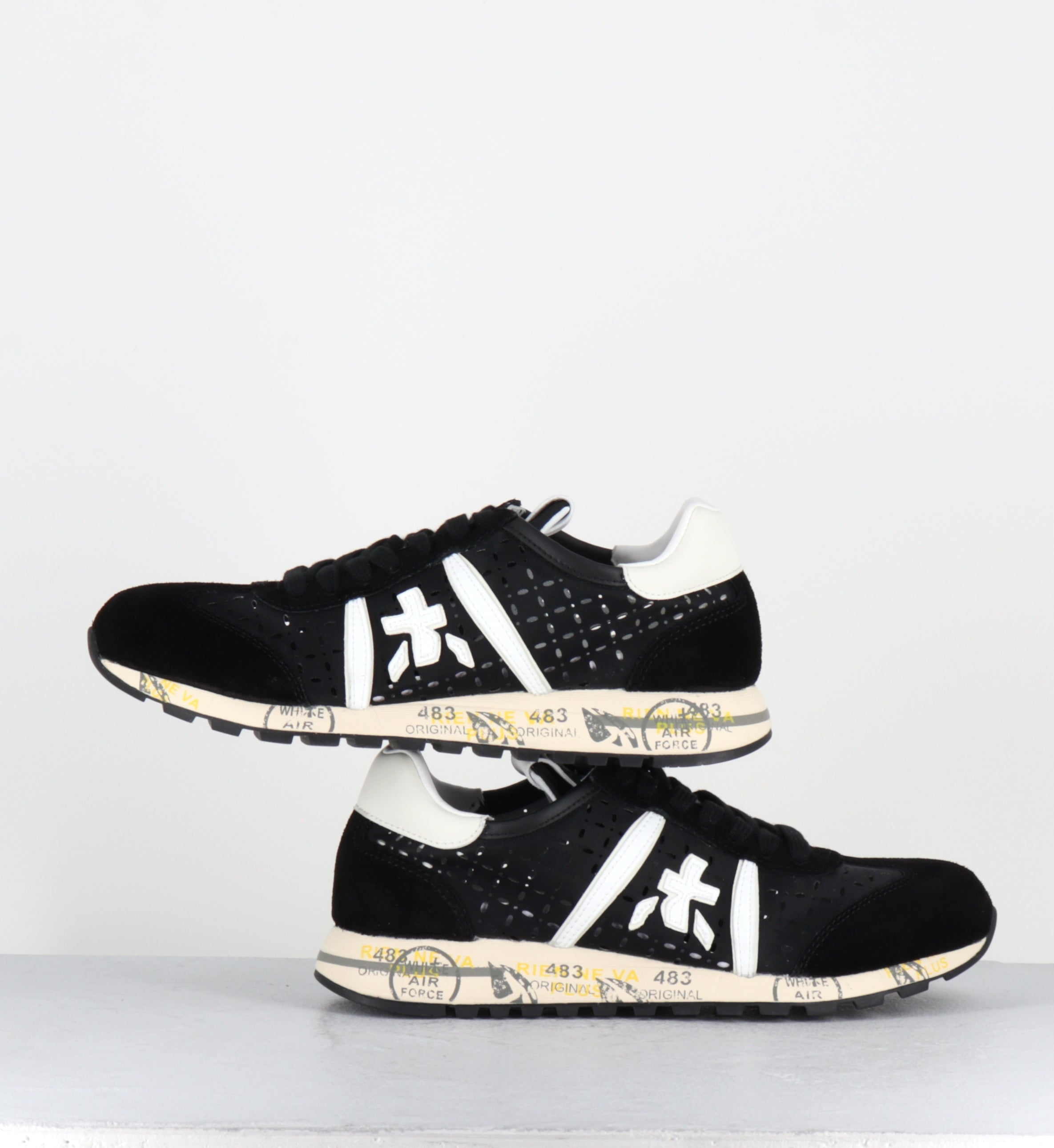 Sneakers toile noire ajourée - LUCYD26  7414