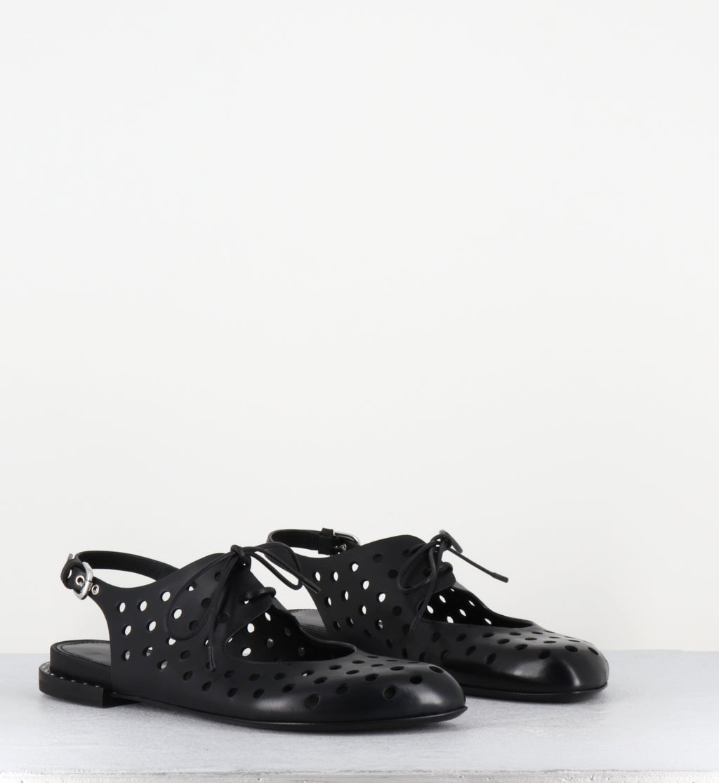 Chaussures en cuir noir ajouré - M6945 GOTEBORG NERO
