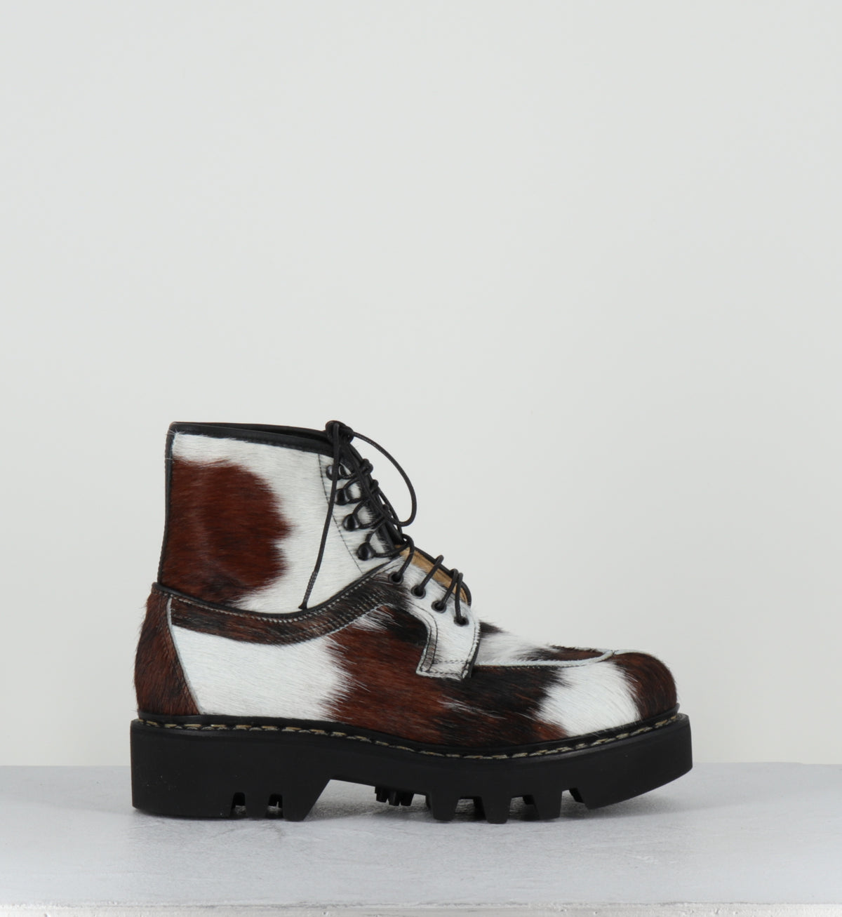 Bottines à lacets poulain vache - DELEMONT BOOTS MUCCA