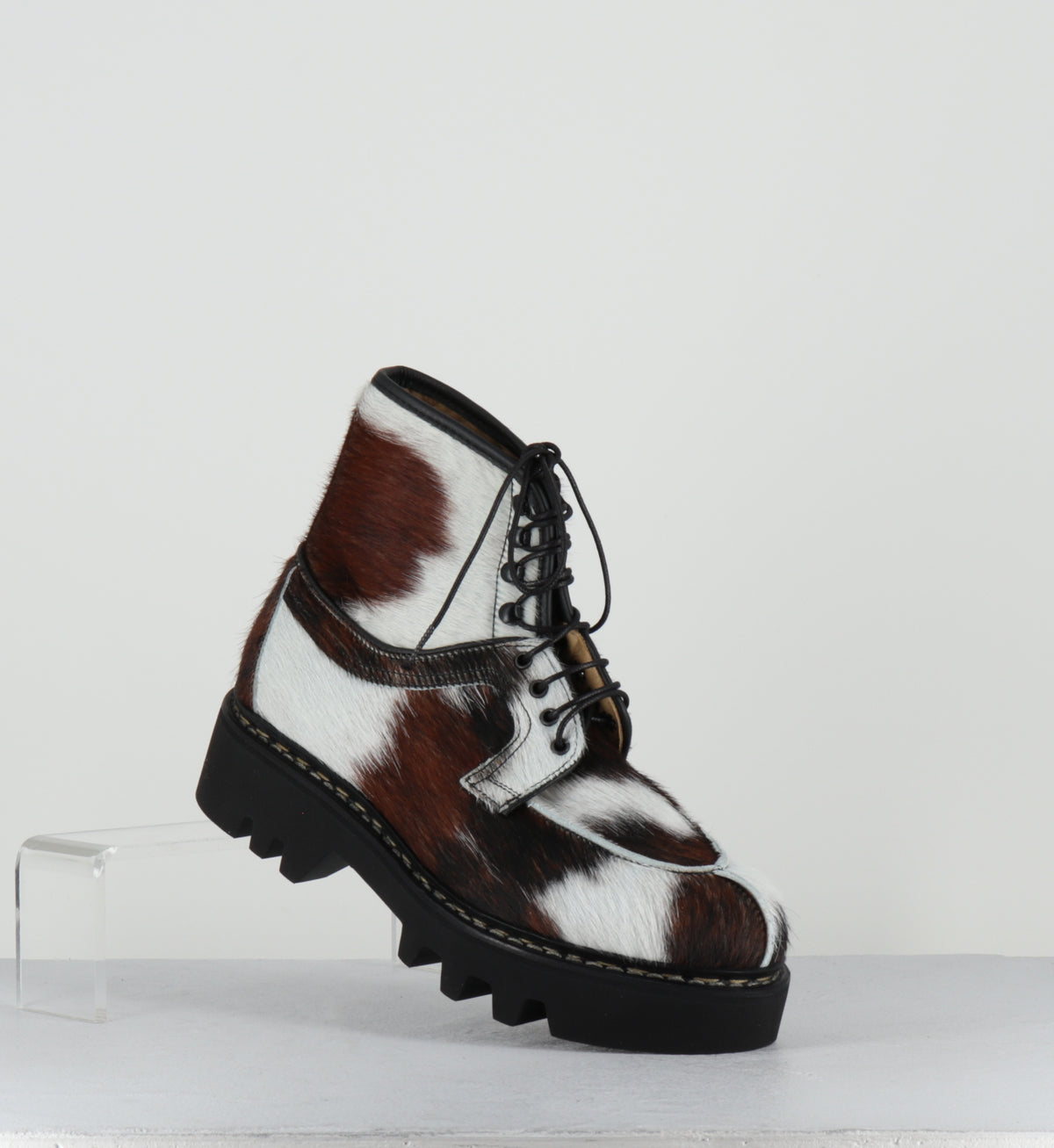Bottines à lacets poulain vache - DELEMONT BOOTS MUCCA