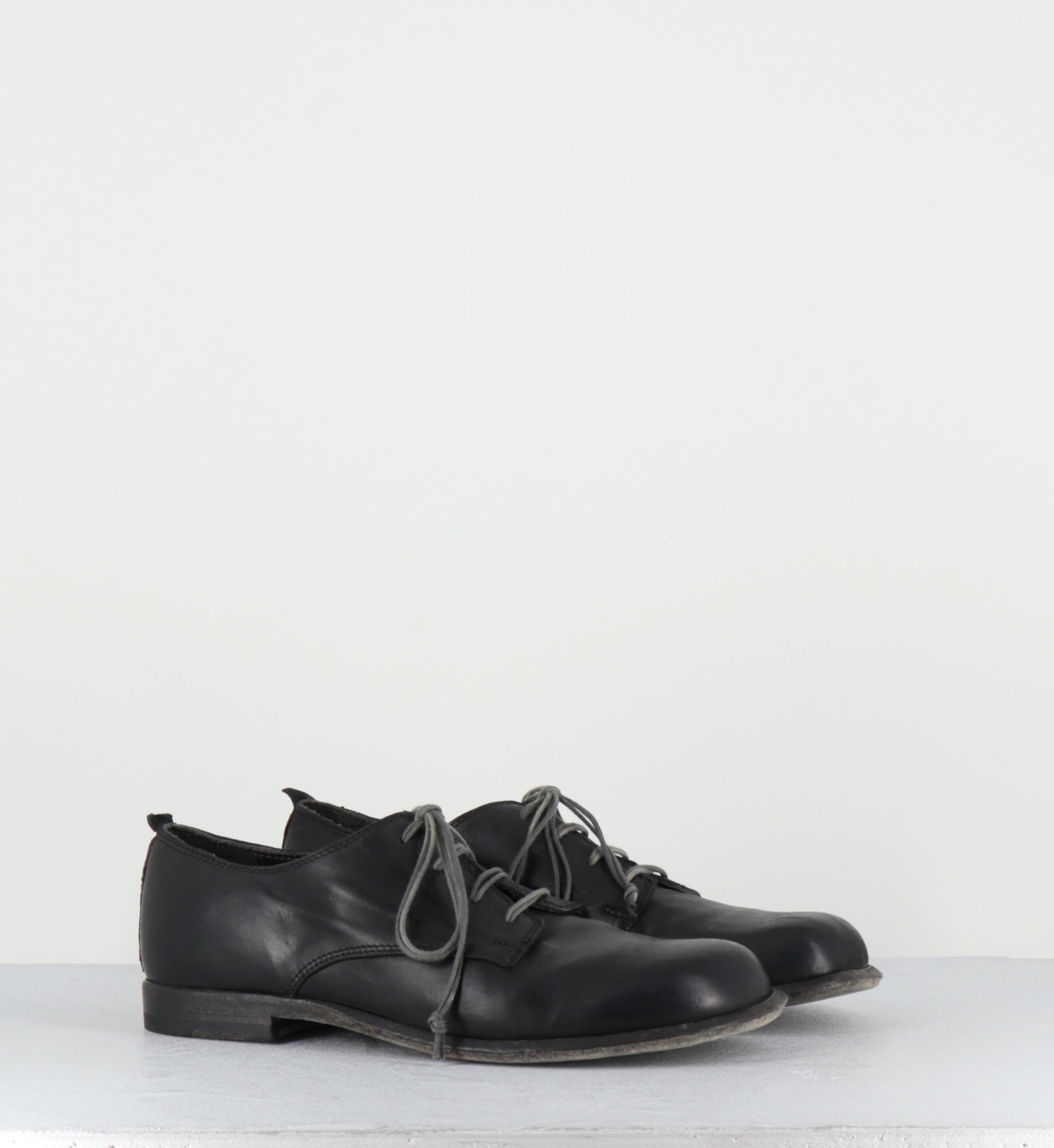 Derby à lacets en cuir noir - 7696 FOULARD NERO