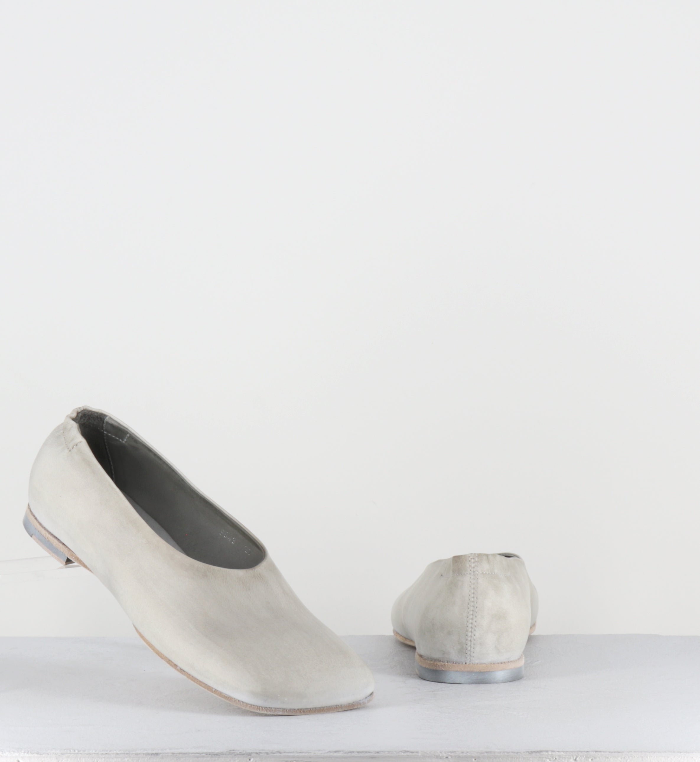 Ballerines minimalistes cuir blanc dip-dyed  - 9842 DIVE MARMITTA DIRTY WHITE