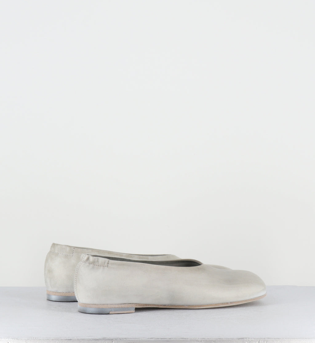Ballerines minimalistes cuir blanc dip-dyed  - 9842 DIVE MARMITTA DIRTY WHITE