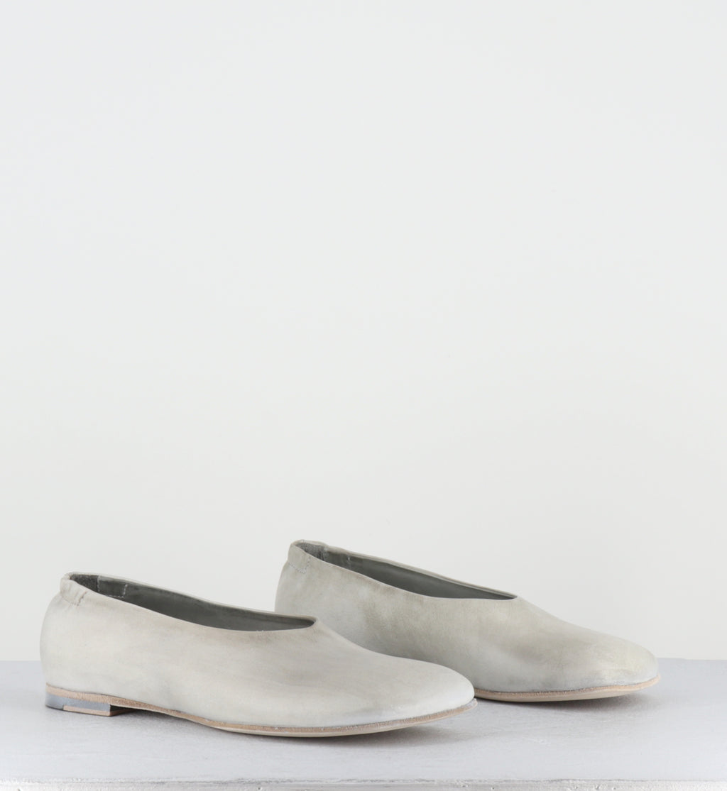 Ballerines minimalistes cuir blanc dip-dyed  - 9842 DIVE MARMITTA DIRTY WHITE