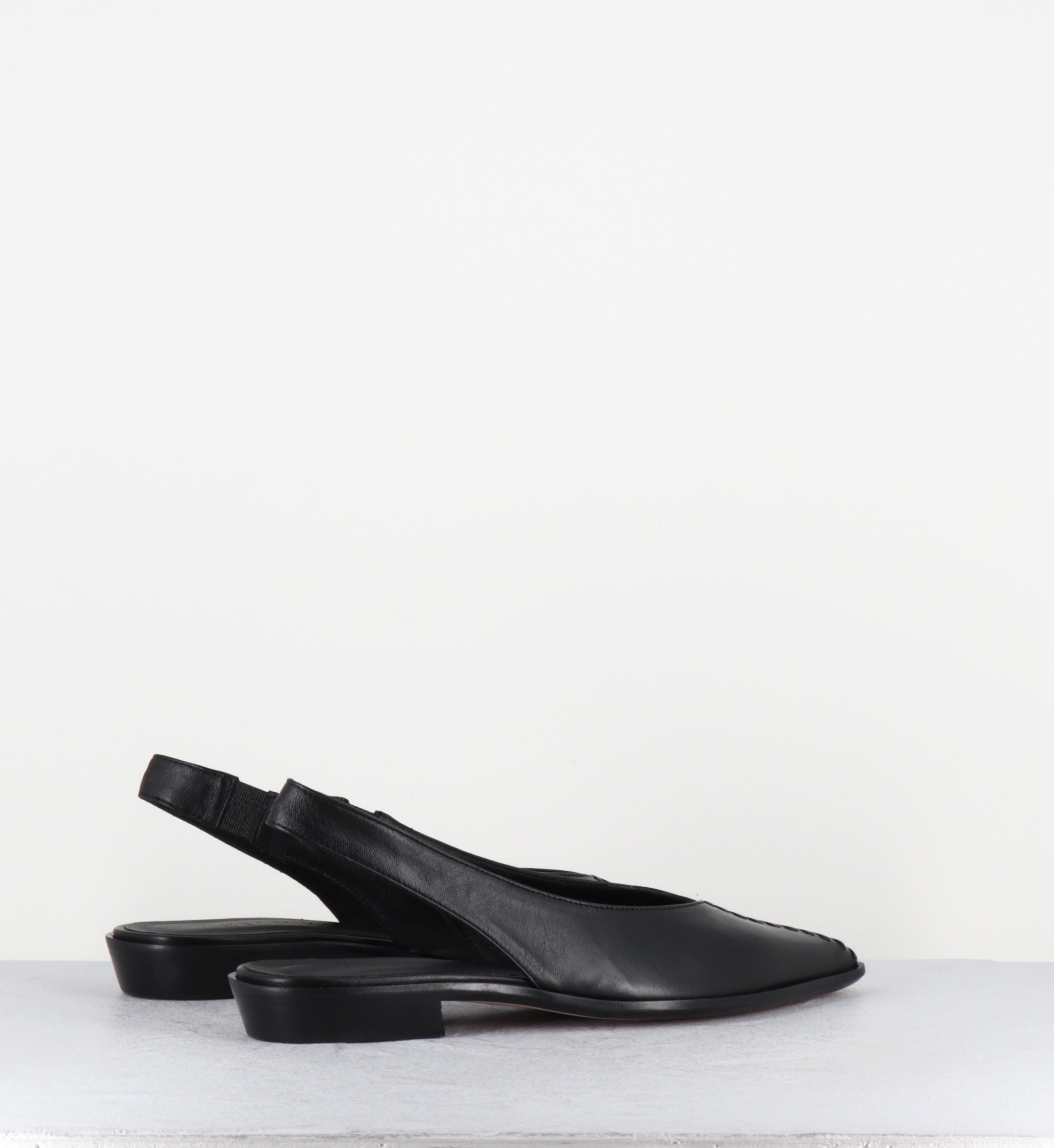 Ballerines slingback en cuir noir bout pointu - MIRELAX PUFF NERO