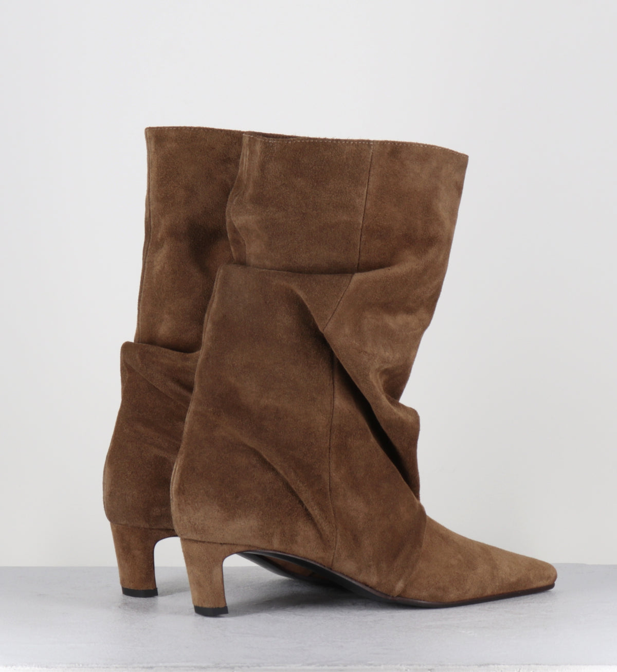 Bottines en daim camel - VILIA SILK CAMEL