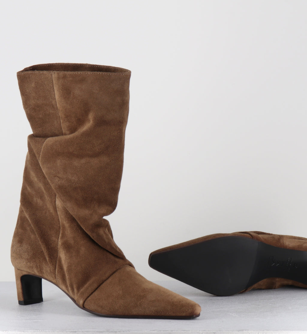 Bottines en daim camel - VILIA SILK CAMEL