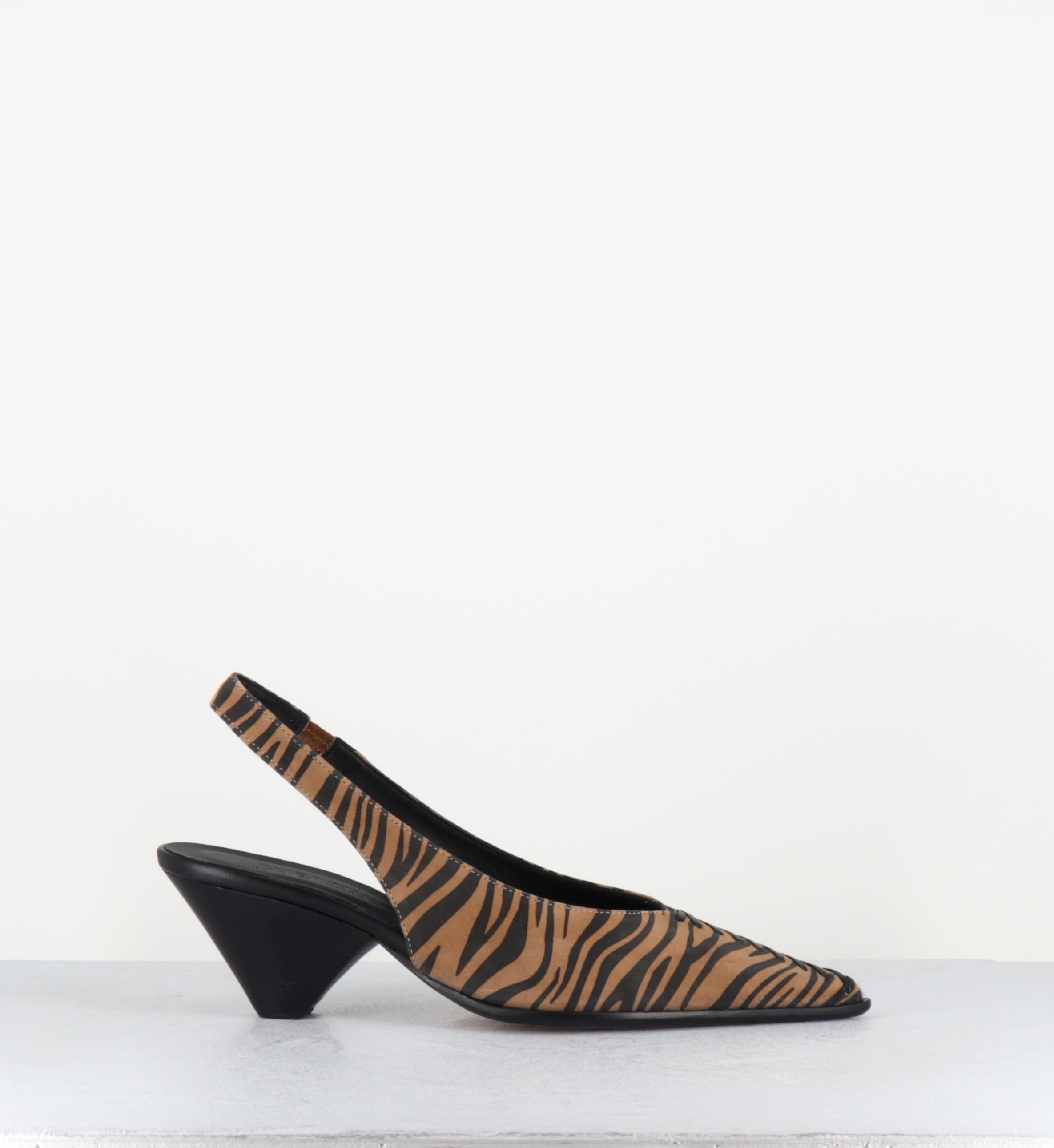 Slingback botu pointu imprimé zèbre talon biseauté - VIRINAX ZEBRA NERO