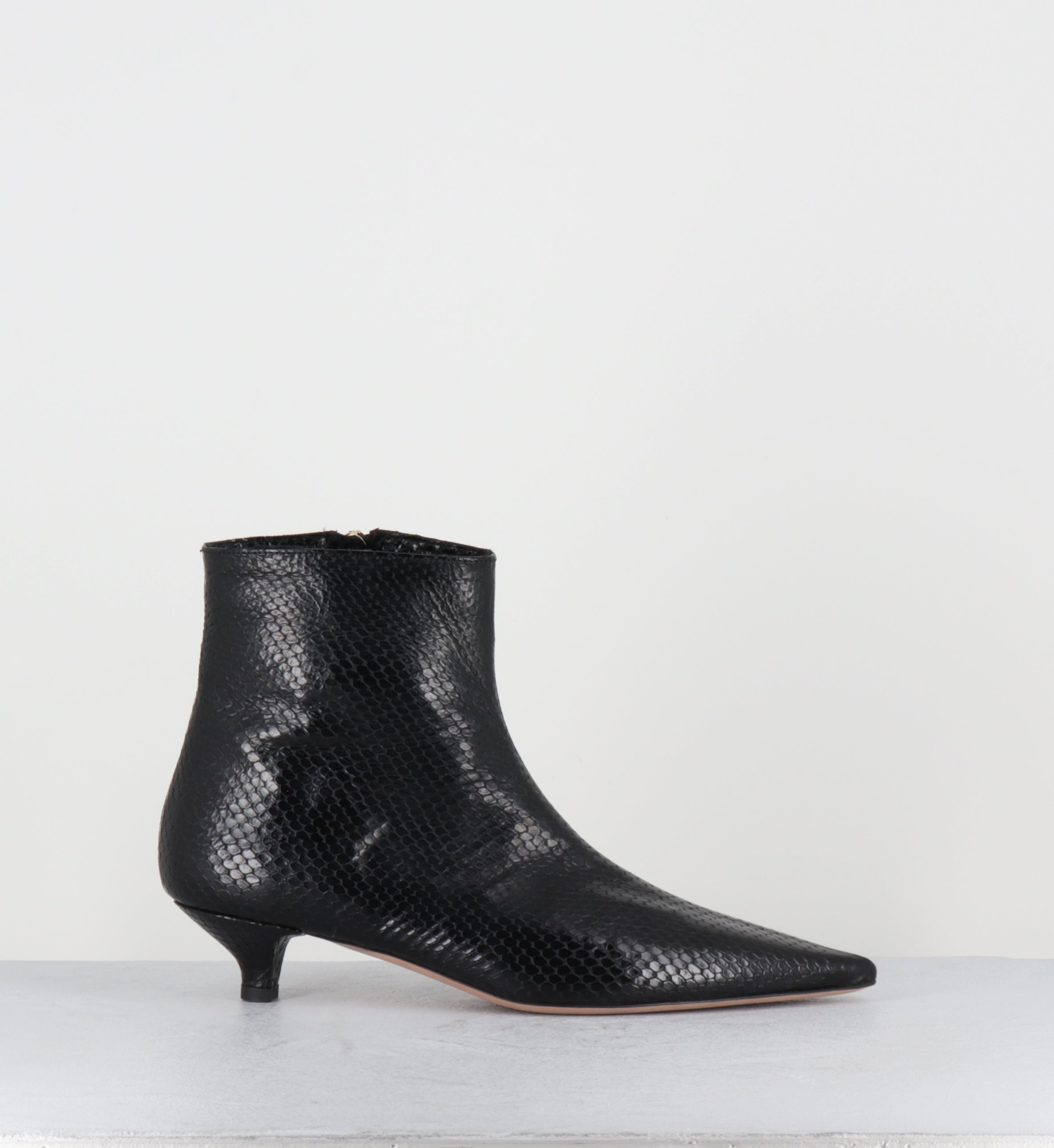 Boots pointues petit talon python noir - VITAX PITONE NERO